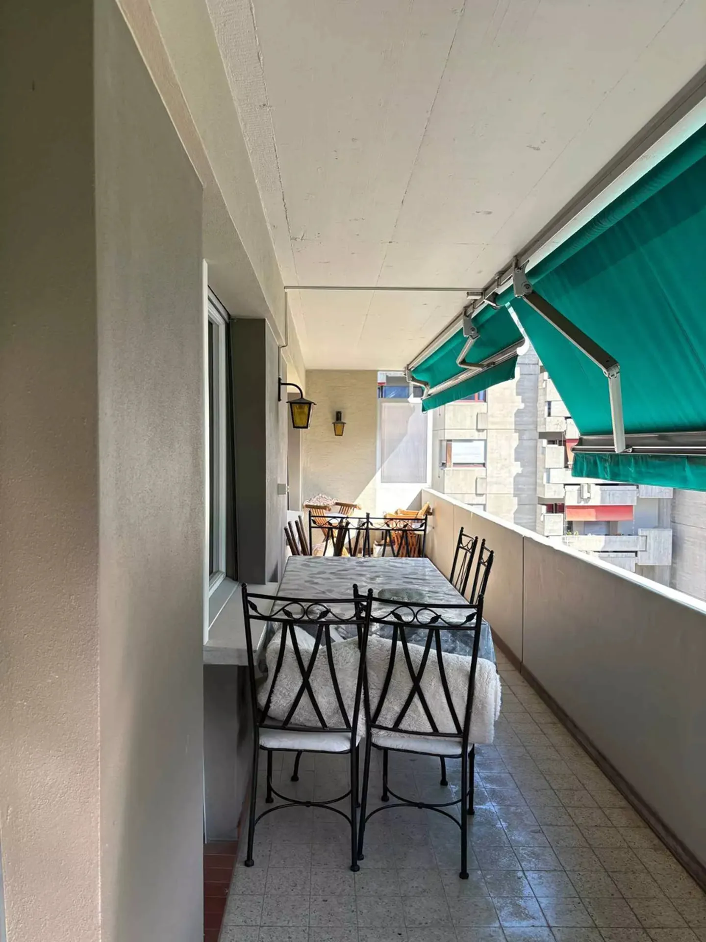 Renovierte Wohnung mit Balkonen - Foto 6 von 11