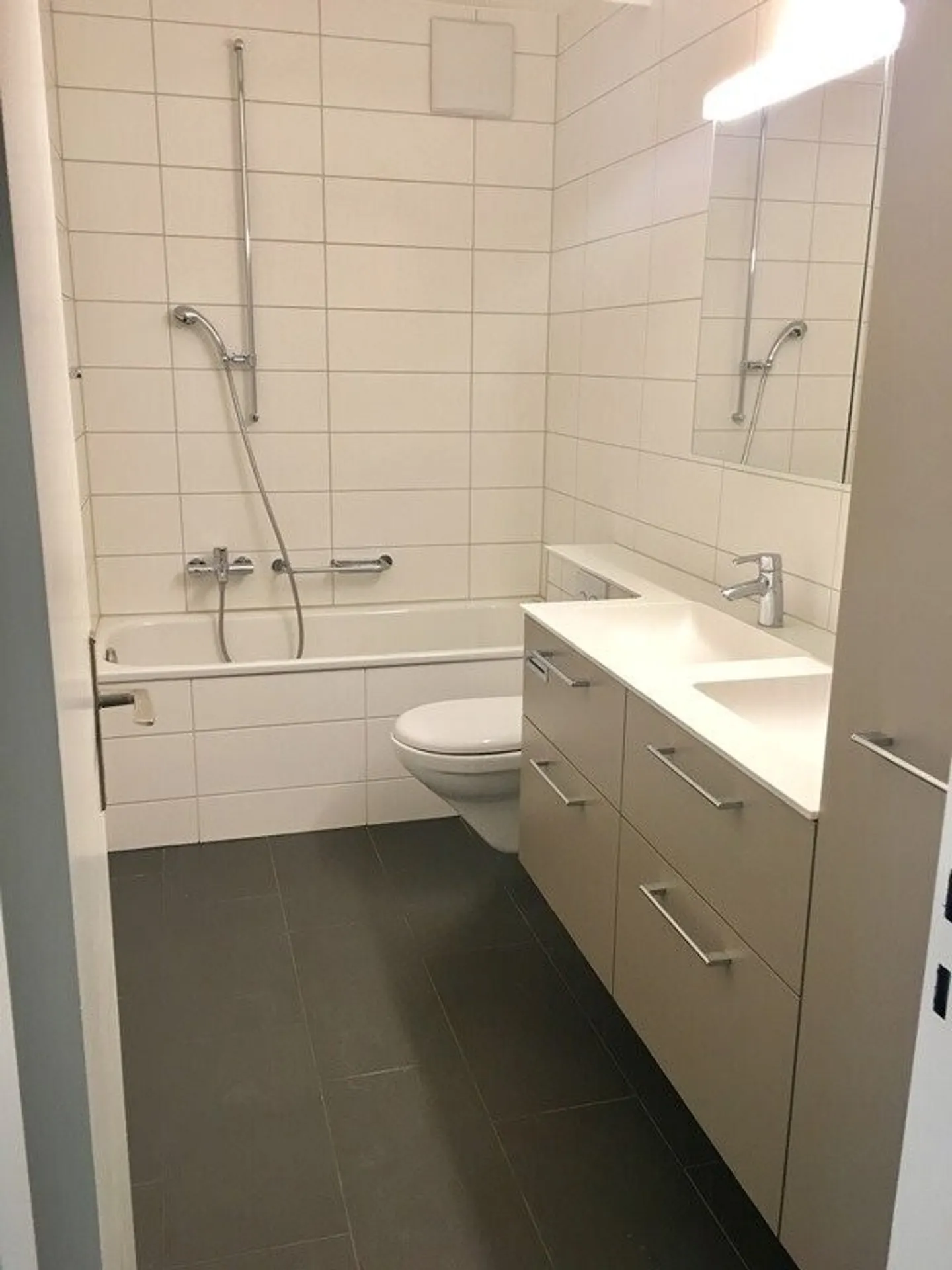 Moderne Dachgeschosswohnung mit Charme - Foto 6 von 9