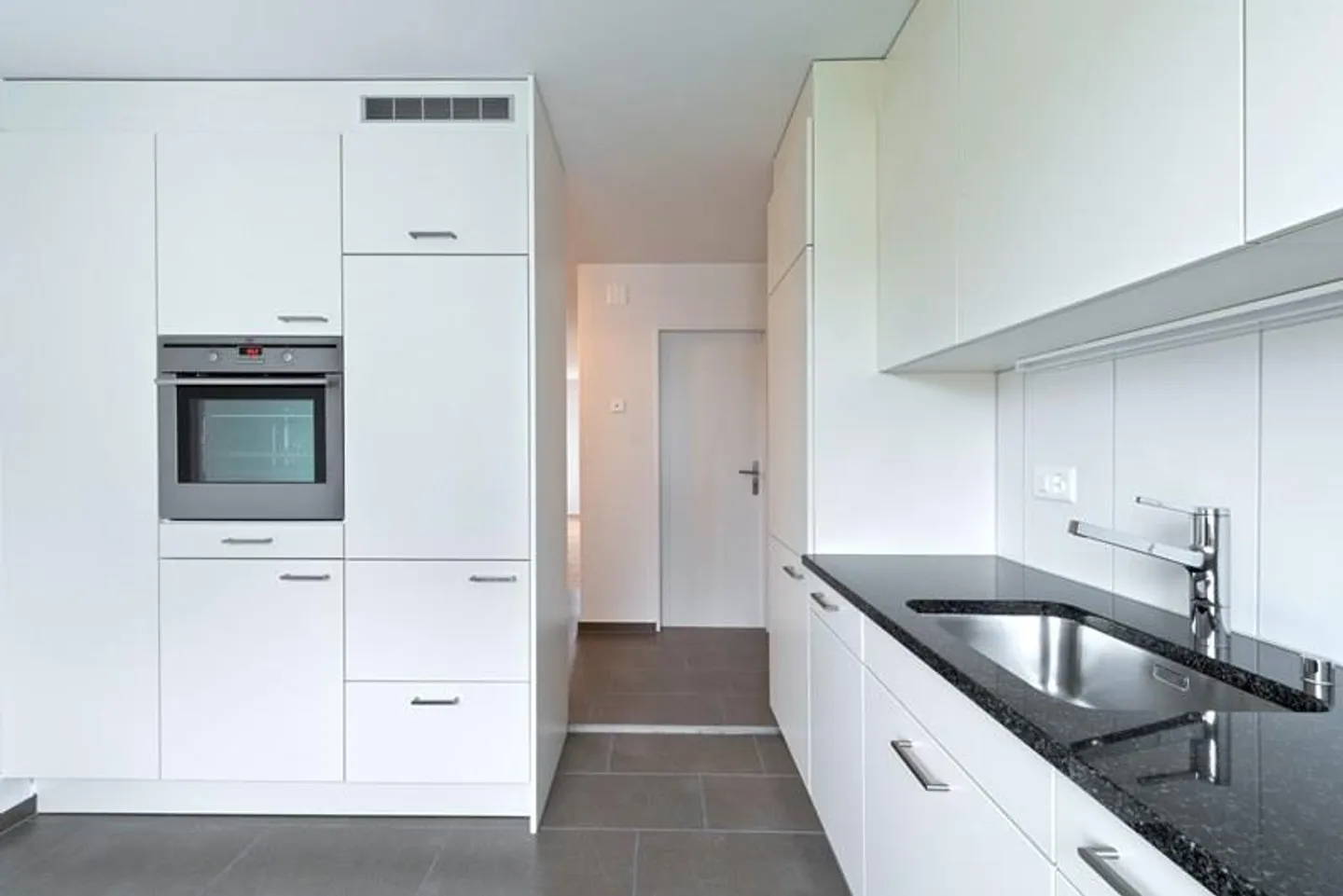 Rent without deposit - Benefit now! - Photo 6 of 6