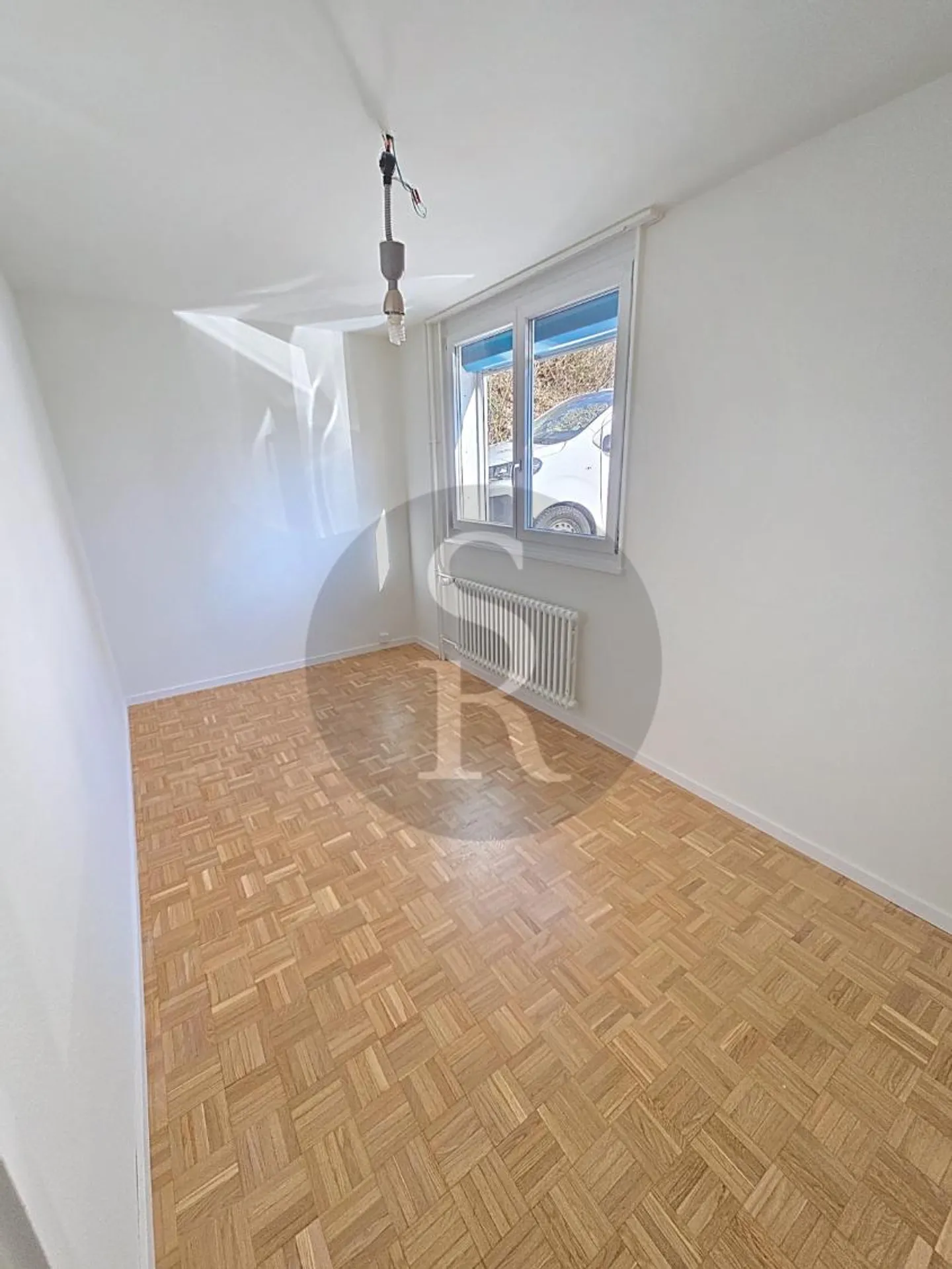 Appartement rénové au rez-de-chaussée - Photo 5 sur 5