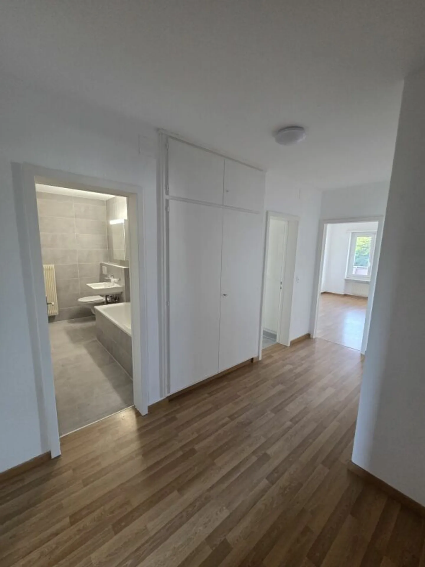 appartamento di 3,5 locali recentemente ristrutturato - Foto 1 di 15
