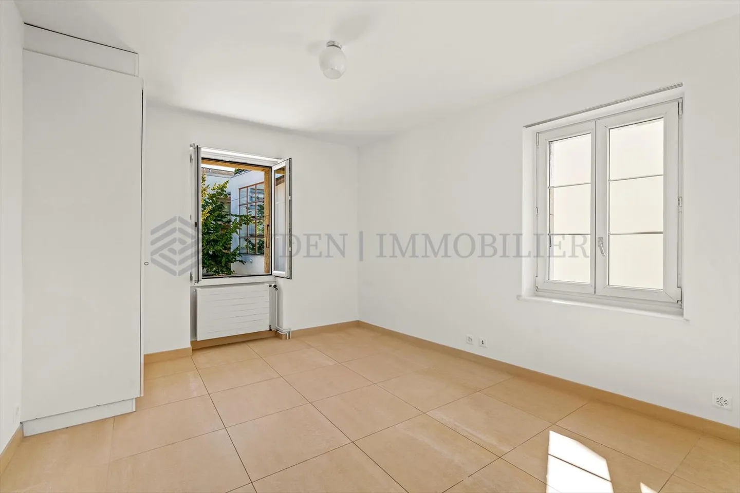 Kleines Mietshaus mit gemischter Nutzung - Foto 4 von 13