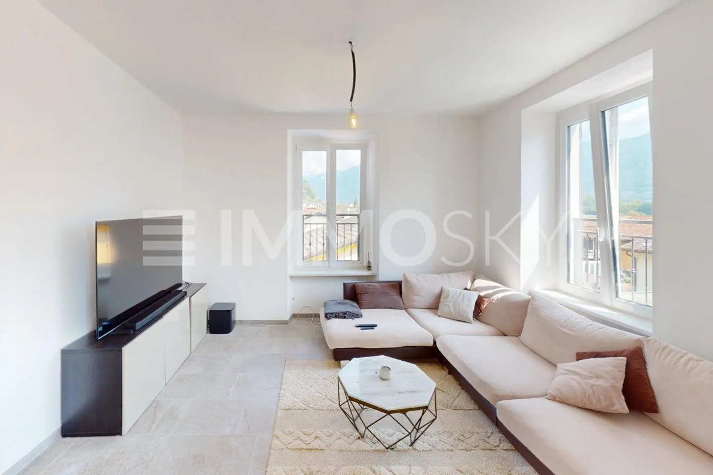 Sunny and renovated - Photo 1 of 5