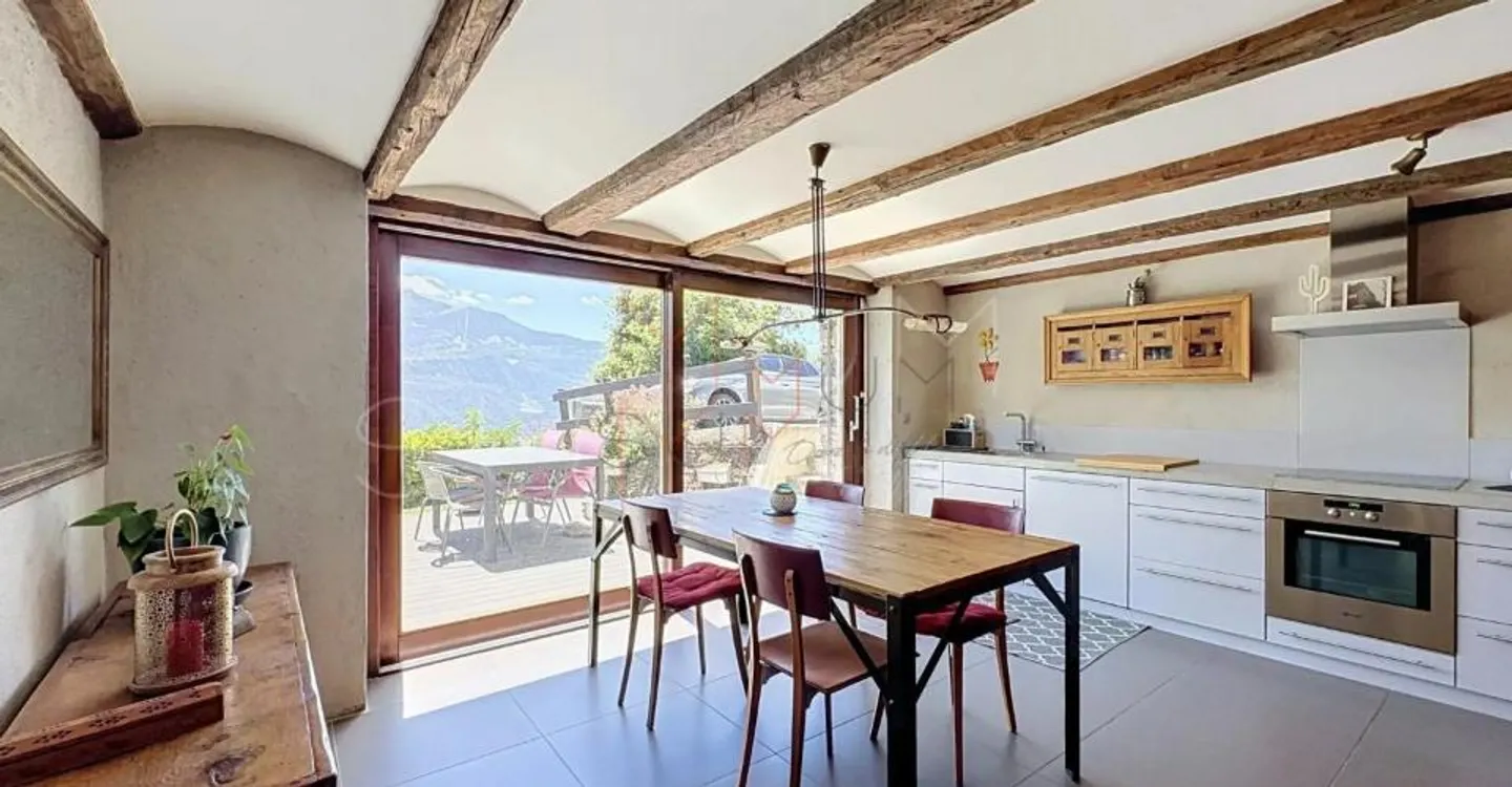 Chalet rénové avec jardin - Photo 5 sur 12