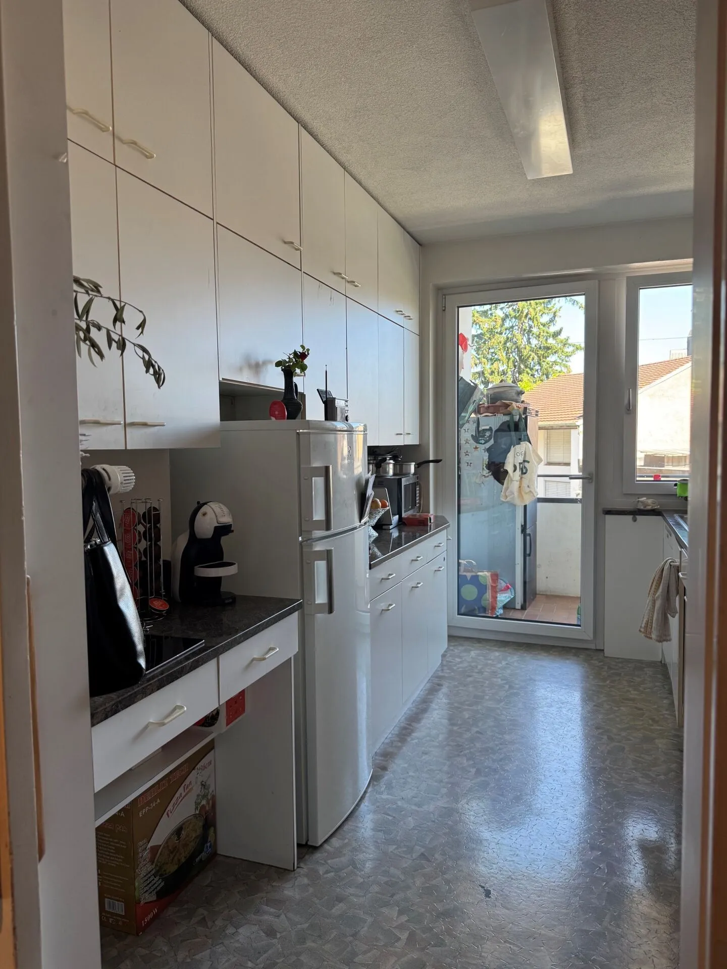5-room apartment on the 2nd floor - no elevator / Hegenheimerstrasse - Photo 2 of 13