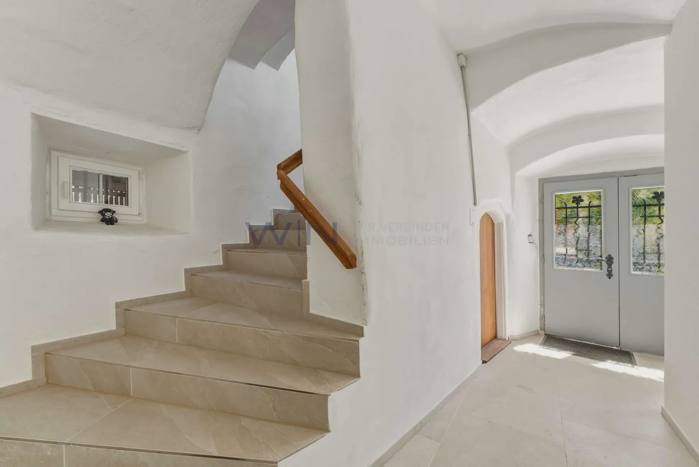 Charmantes Doppelhaus mit Einliegerwohnung - Foto 8 von 12
