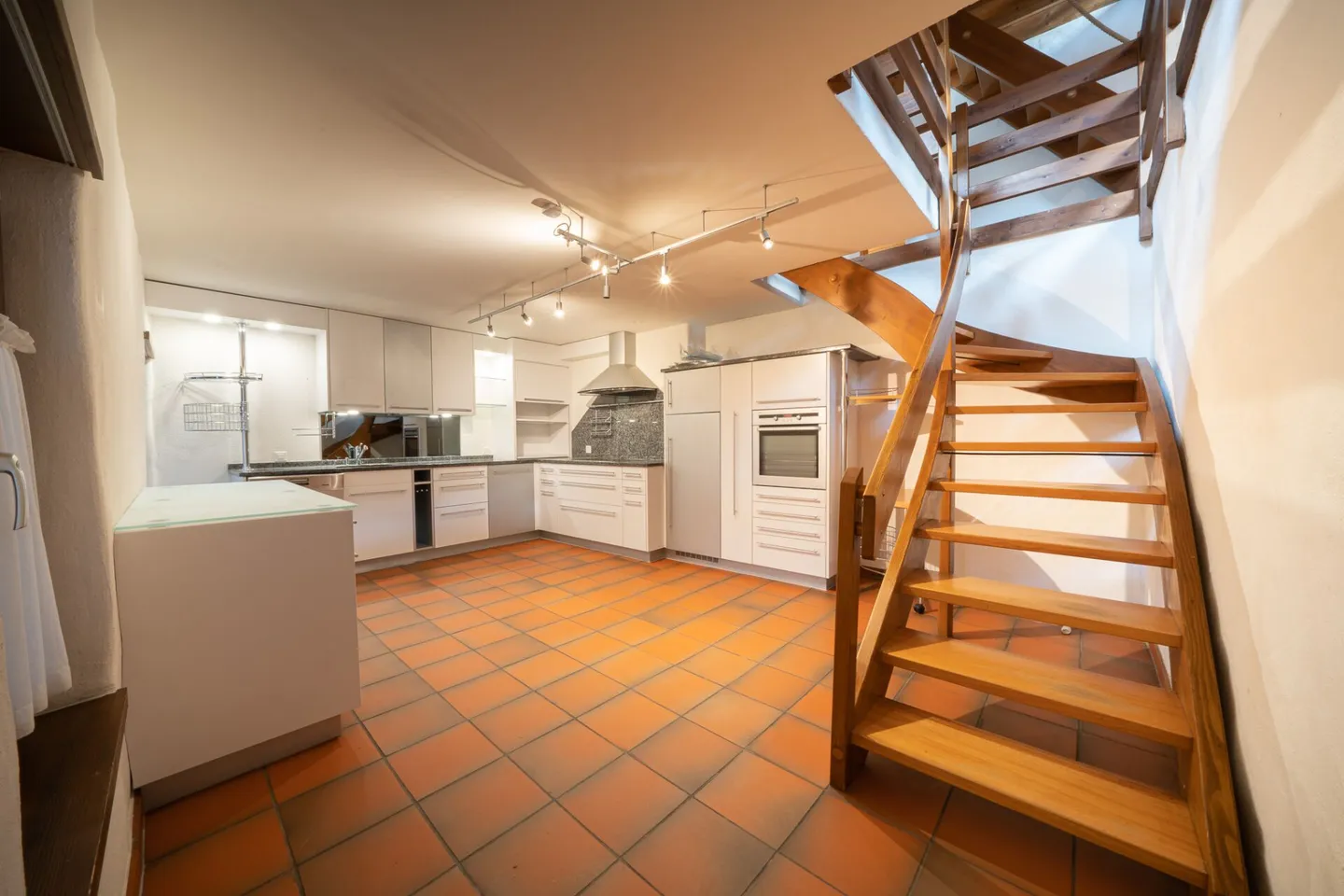 Vivere Incantevole su 3 Piani - Foto 7 di 13