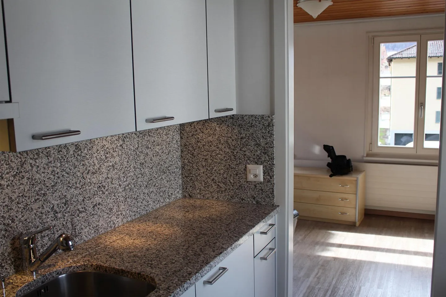 monolocale 1 stanza arredato - Foto 6 di 7