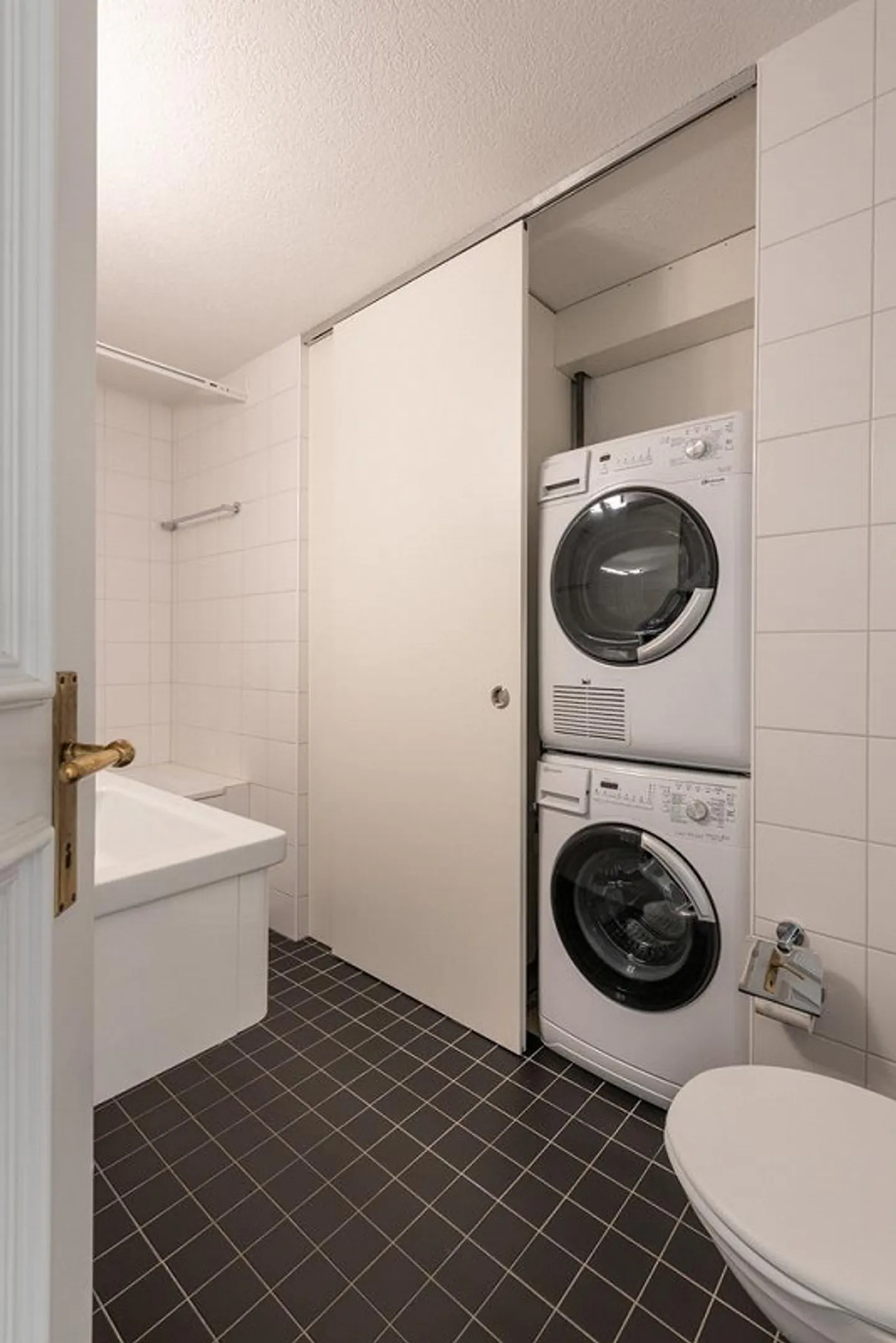 LOUER SANS CAUTION - Vivre confortablement dans le quartier Kirchenfeld - Photo 3 sur 6