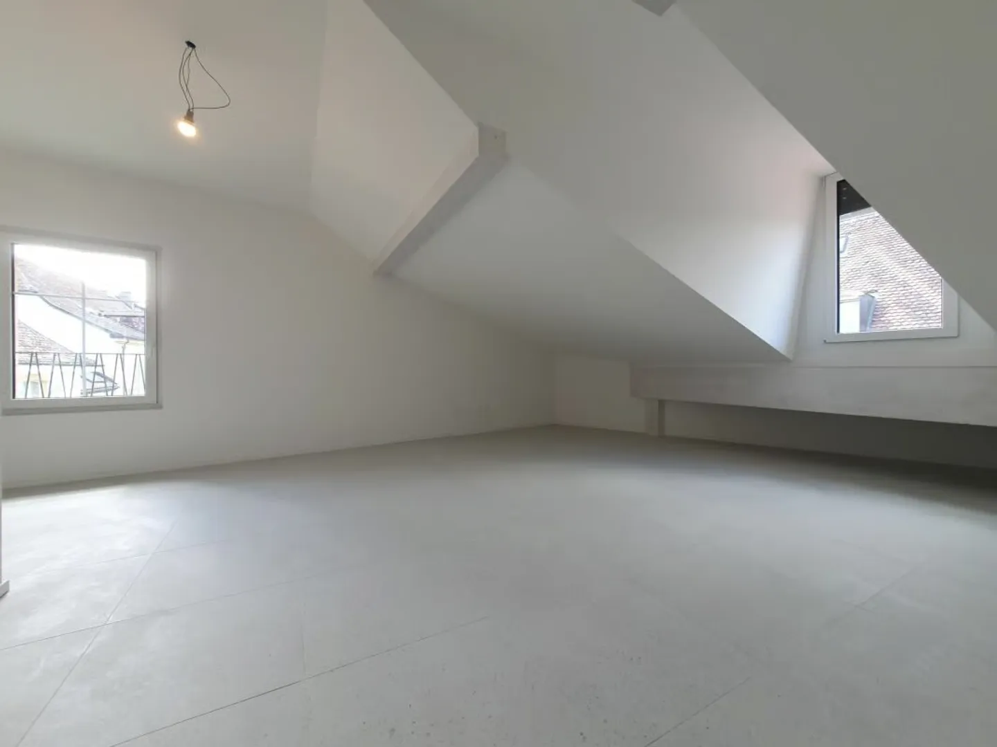 Appartement  de 2,5 pièces + espace sous comble - Foto 2 von 5