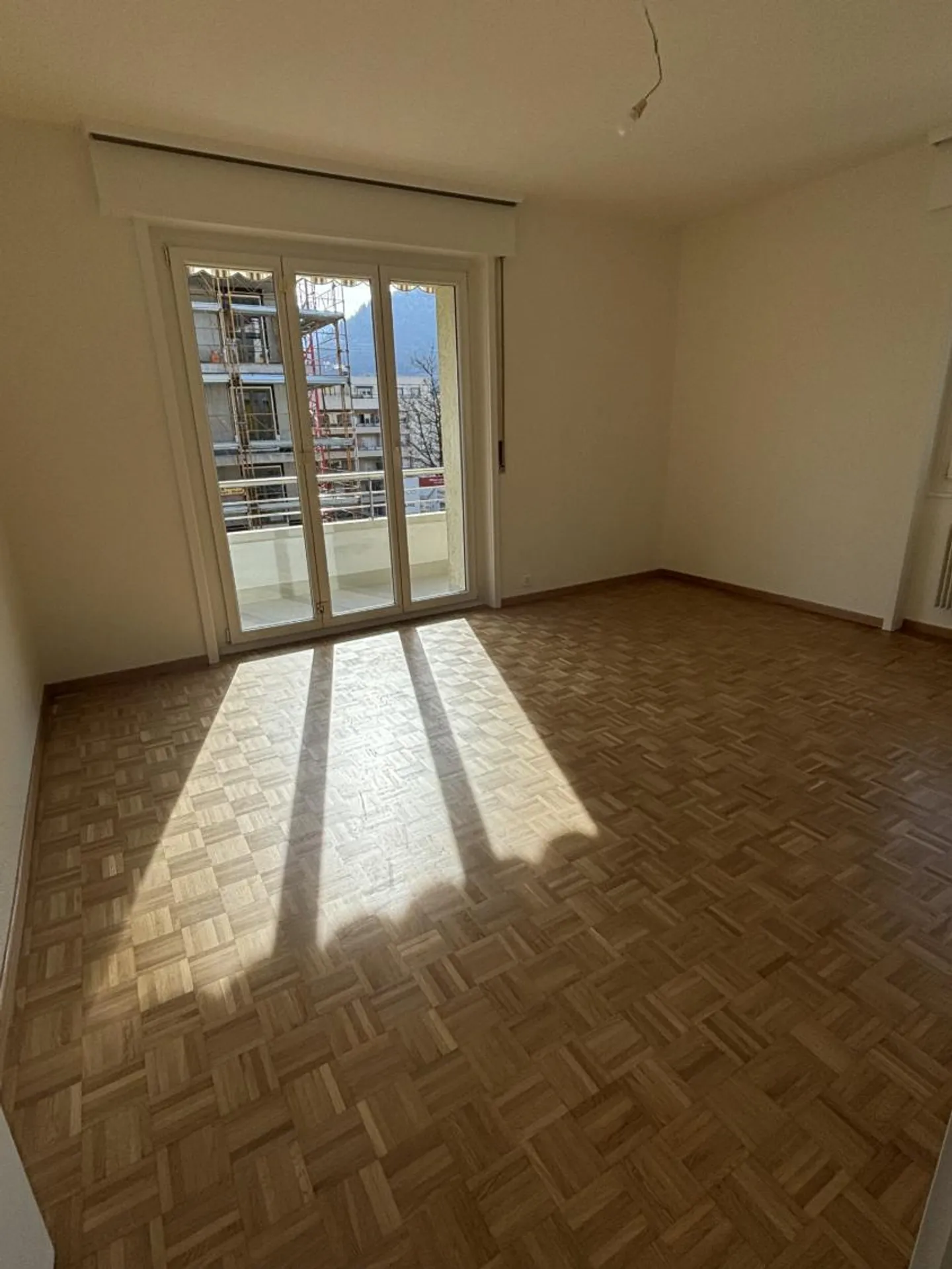 Appartement rénové à Sierre - Photo 3 sur 12