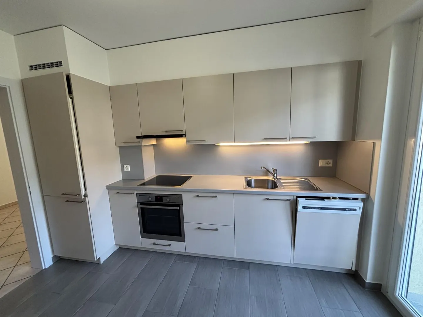 Appartement rénové à Sierre - Photo 7 sur 12