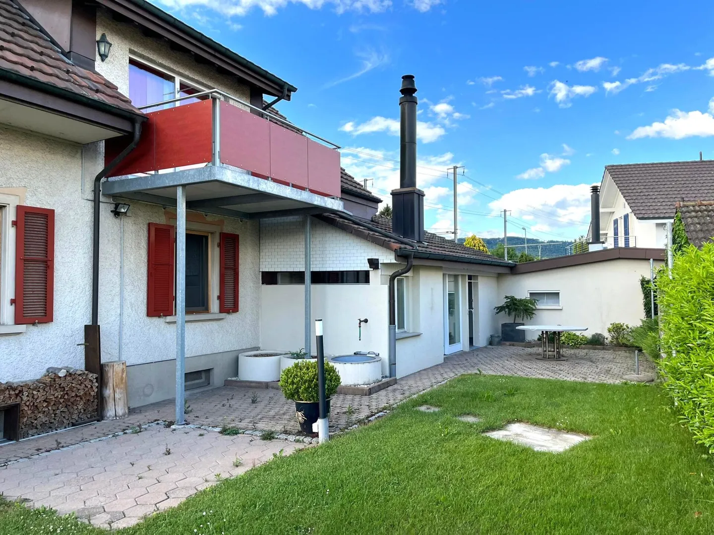 Charming 2-Family House with Garage Facility in Aarburg South - Photo 4 of 11