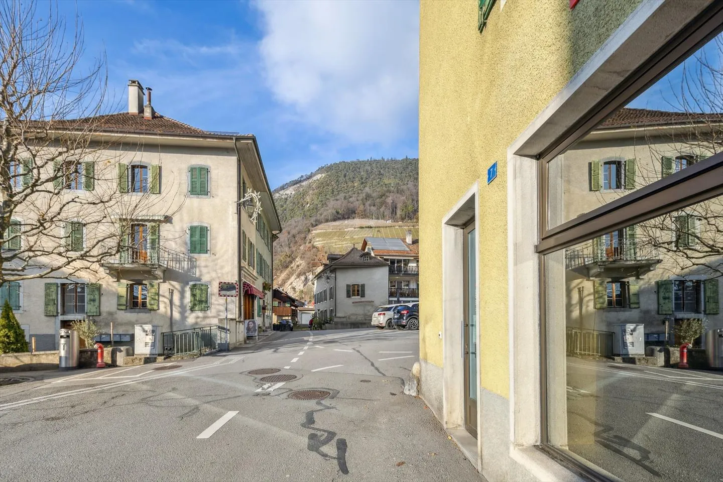 Edificio misto 9 stanze - Foto 1 di 13