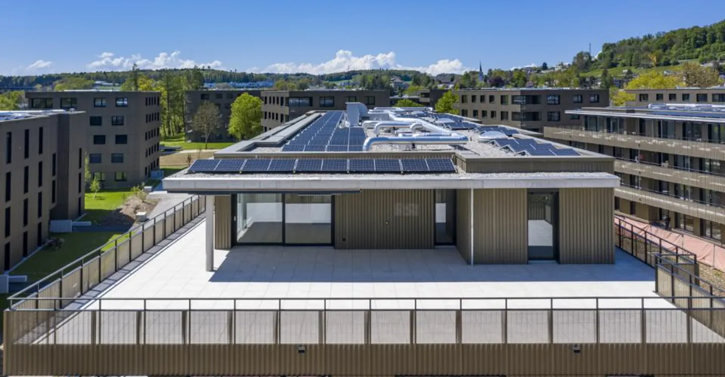 MATRAN – MAGNIFIQUE ATTIQUE DE 5.5 PIÈCES AVEC TERRASSE EXCEPTIONNELLE DE 171 M² - Photo 9 sur 9