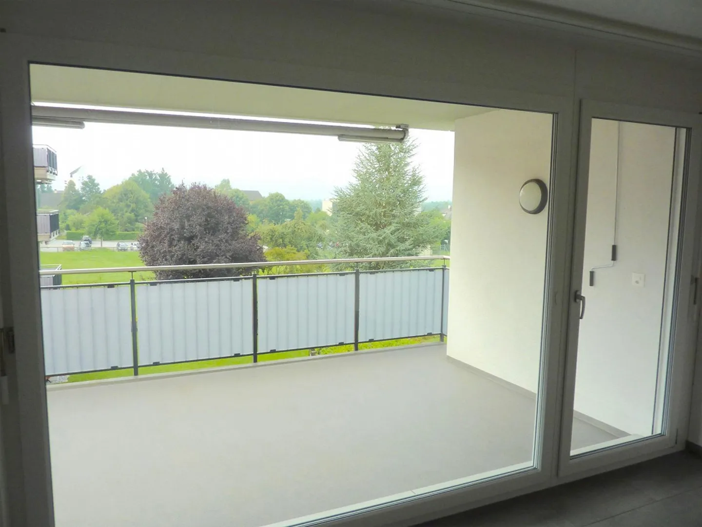 4.5 Rooms • 2nd Floor • Quiet Location • Family Friendly - Photo 10 of 10