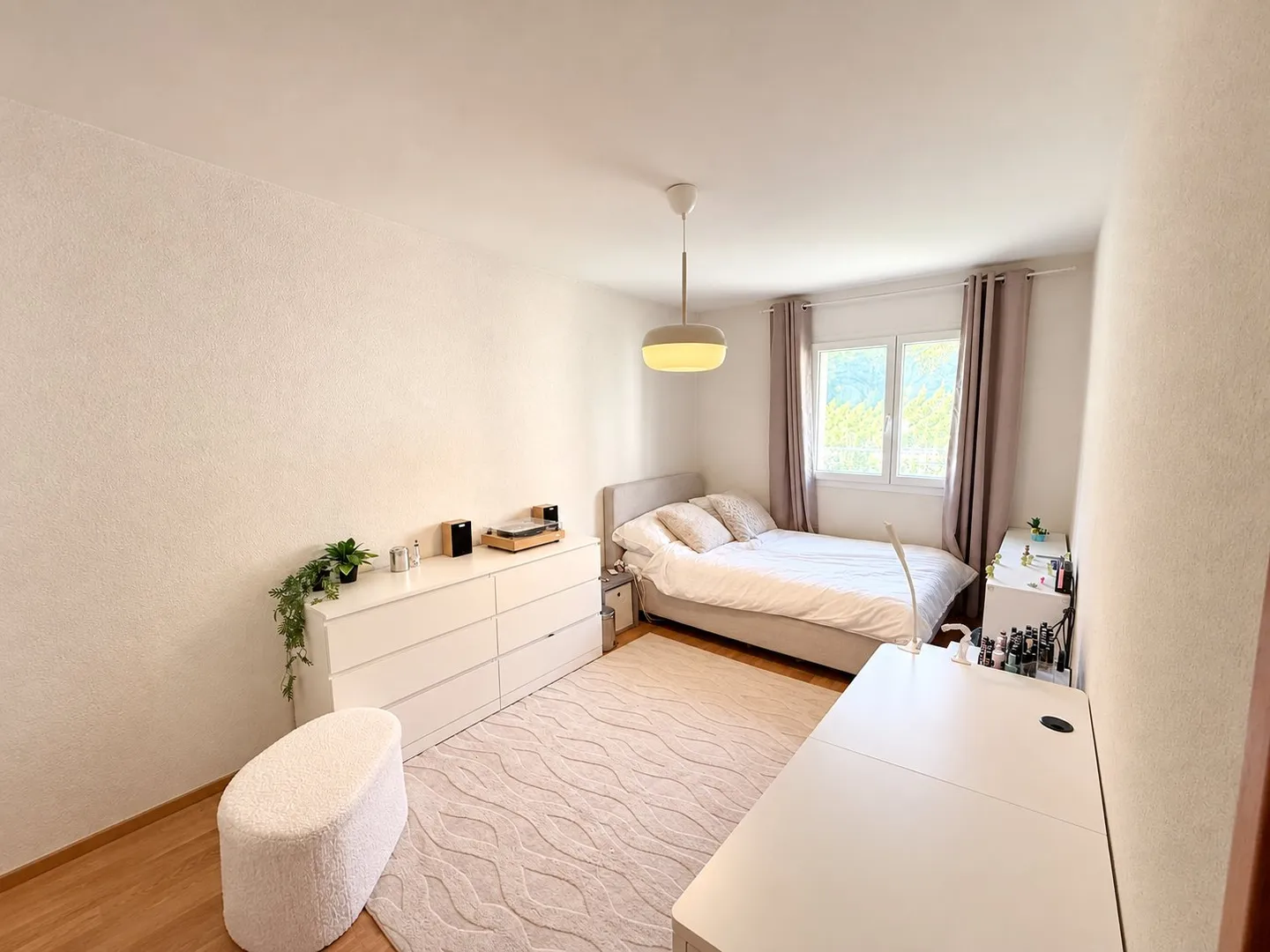 Appartement spacieux avec vue - Photo 6 sur 8