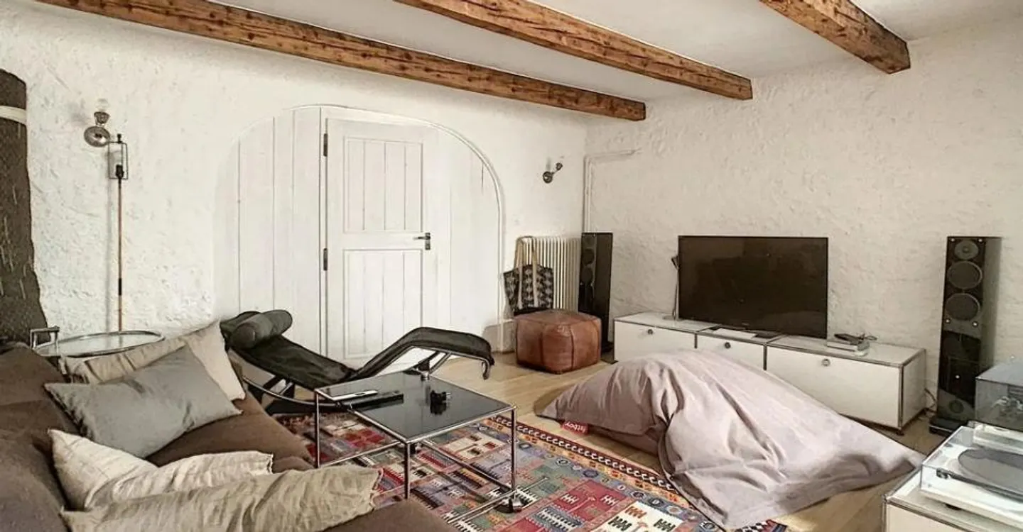 Casa di villaggio risalente al 1719 con molto fascino - Foto 4 di 8
