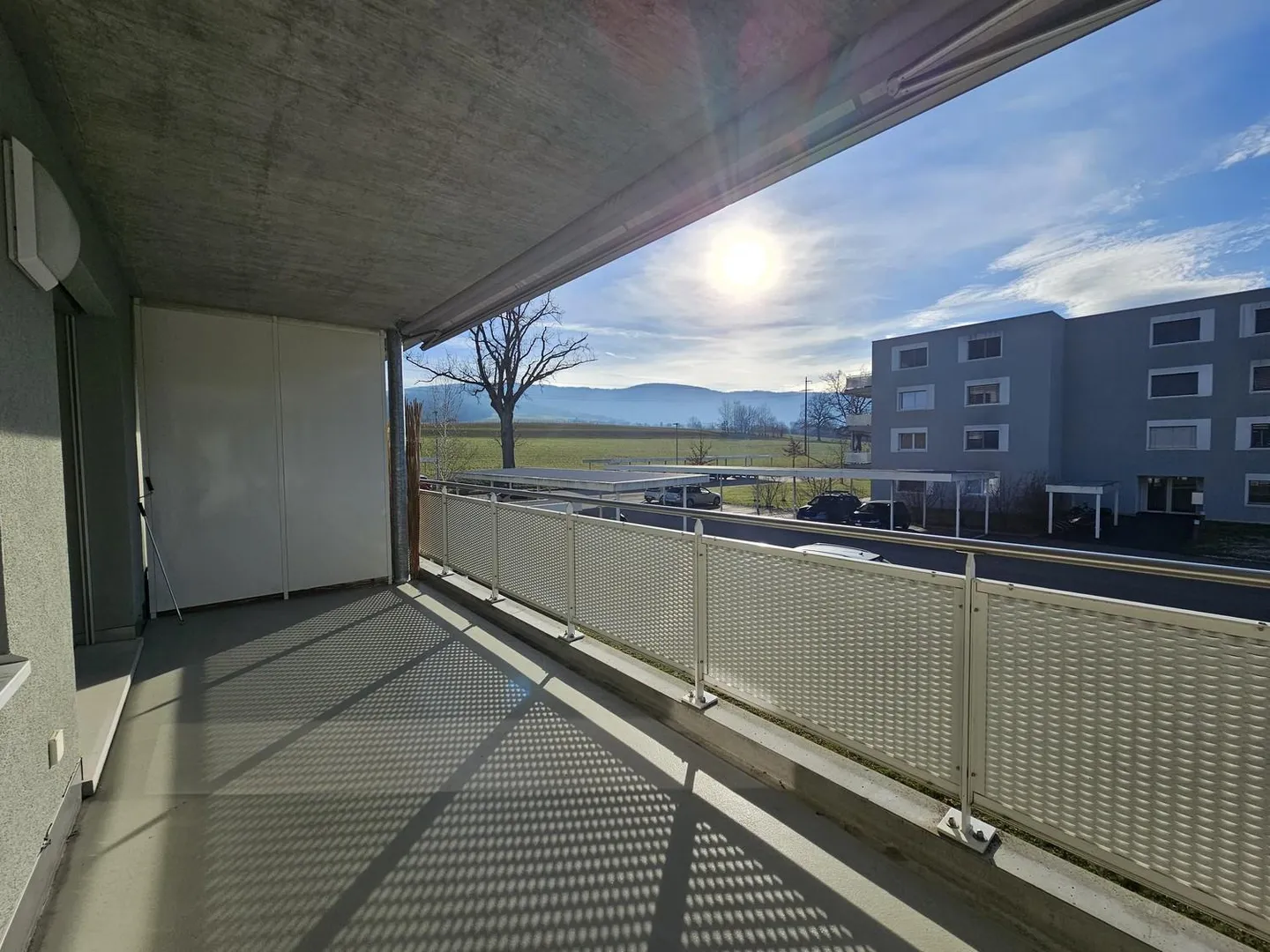 Large Modern Apartment with 4.5 Rooms and Balcony - Photo 12 of 12