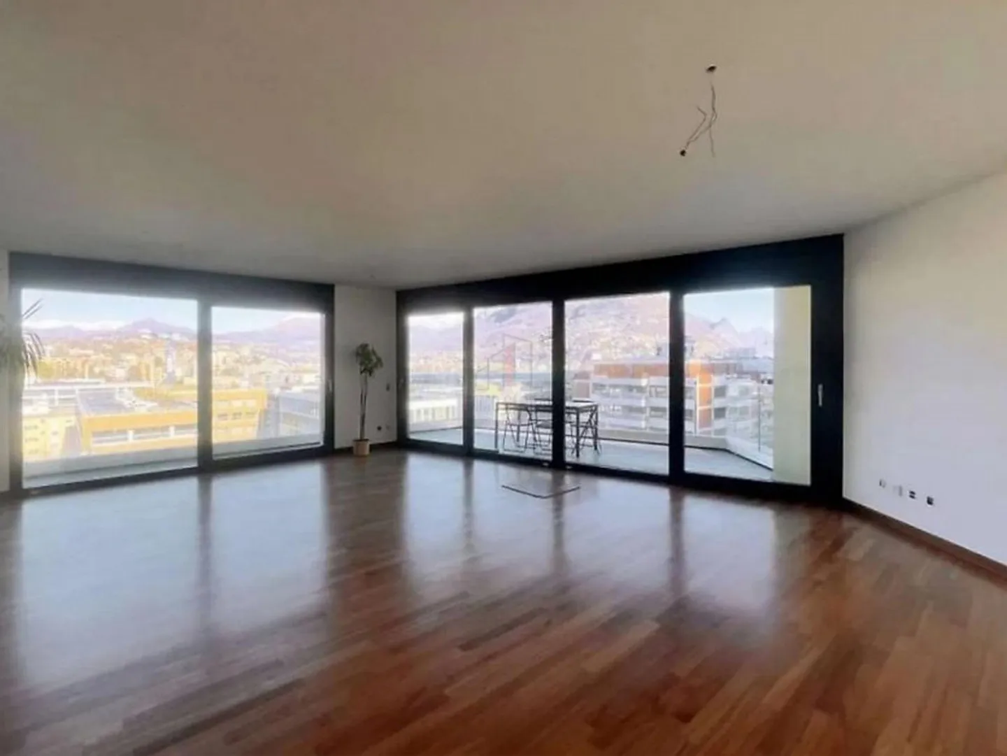 Luxuswohnung mit Seeblick - Foto 2 von 10