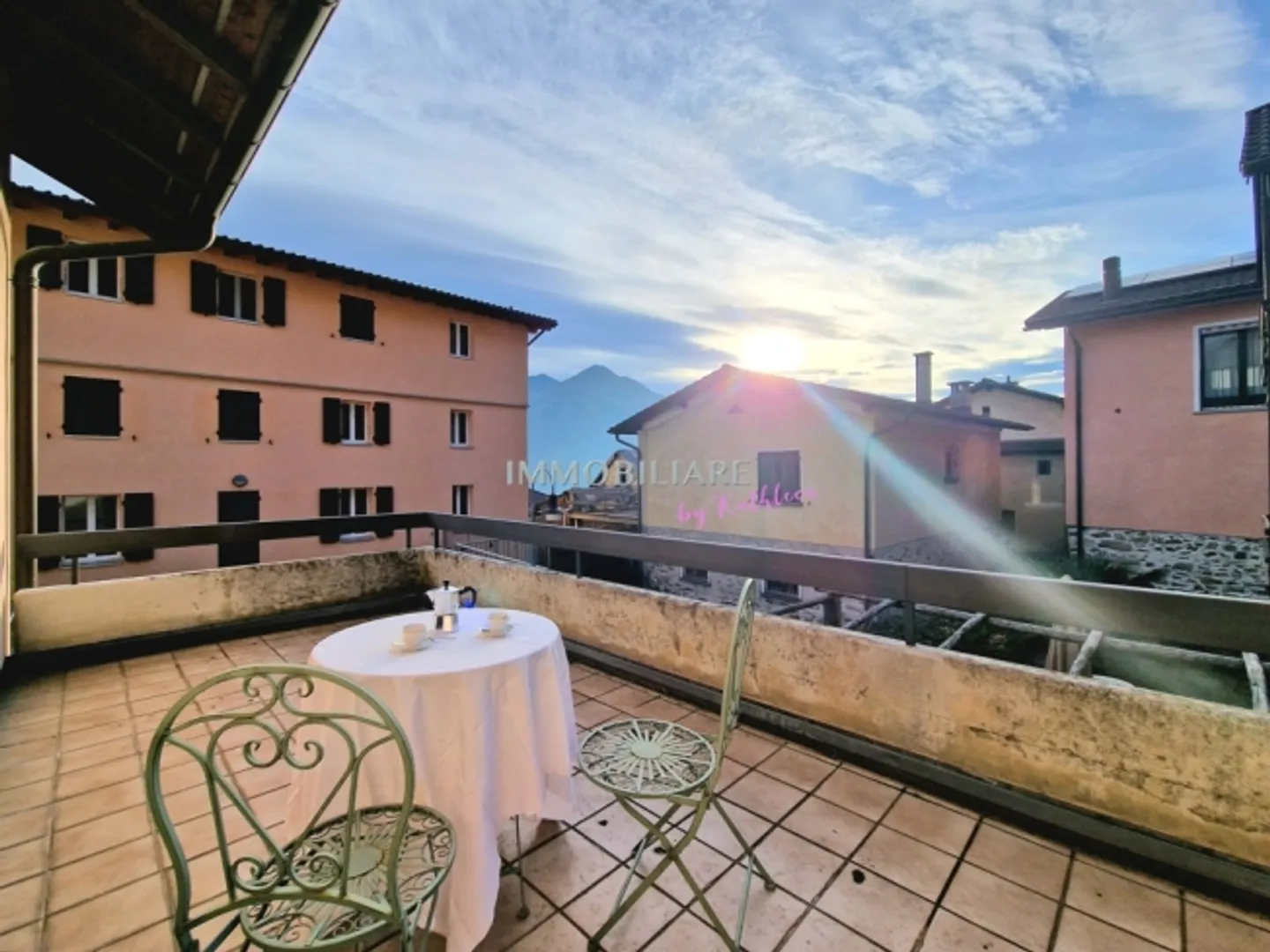 Charmante maison individuelle dans le Nucleo - Romantique maison individuelle dans le Nucleo - Photo 4 sur 15