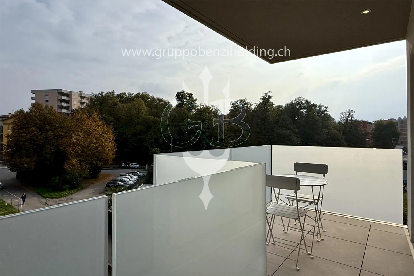 DIRECT PURCHASE FROM THE PROMOTER - 3.5 rooms with Roof-Top lake view - Photo 9 of 28