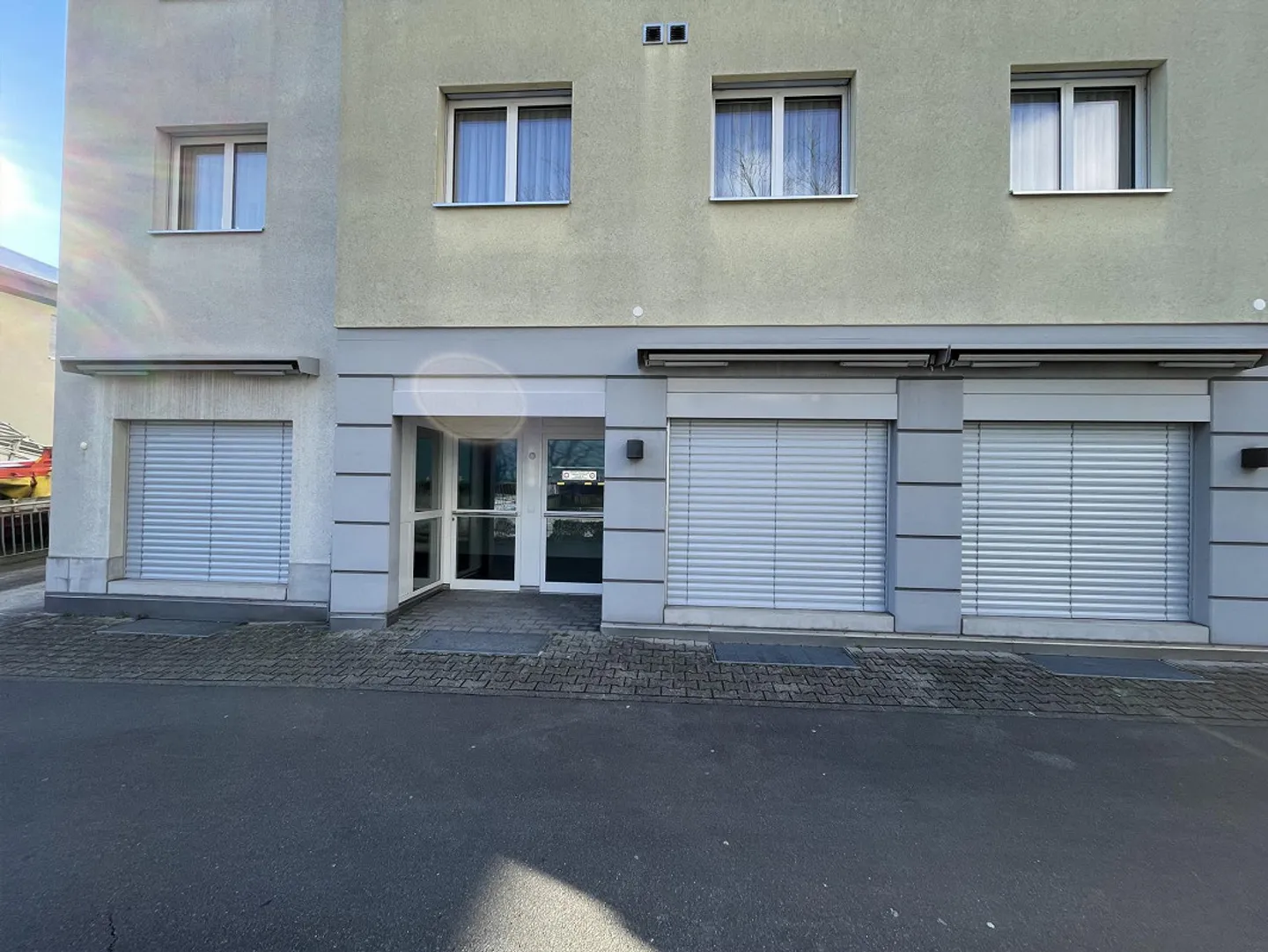 Ladenlokal / Gewerberaum / Geschäftsraum / Büro-/Praxisraum - Foto 6 di 15