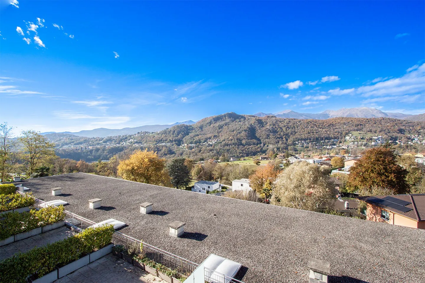 Penthouse ensoleillé dans une résidence avec piscine, salle de sport et sauna - Photo 12 sur 13