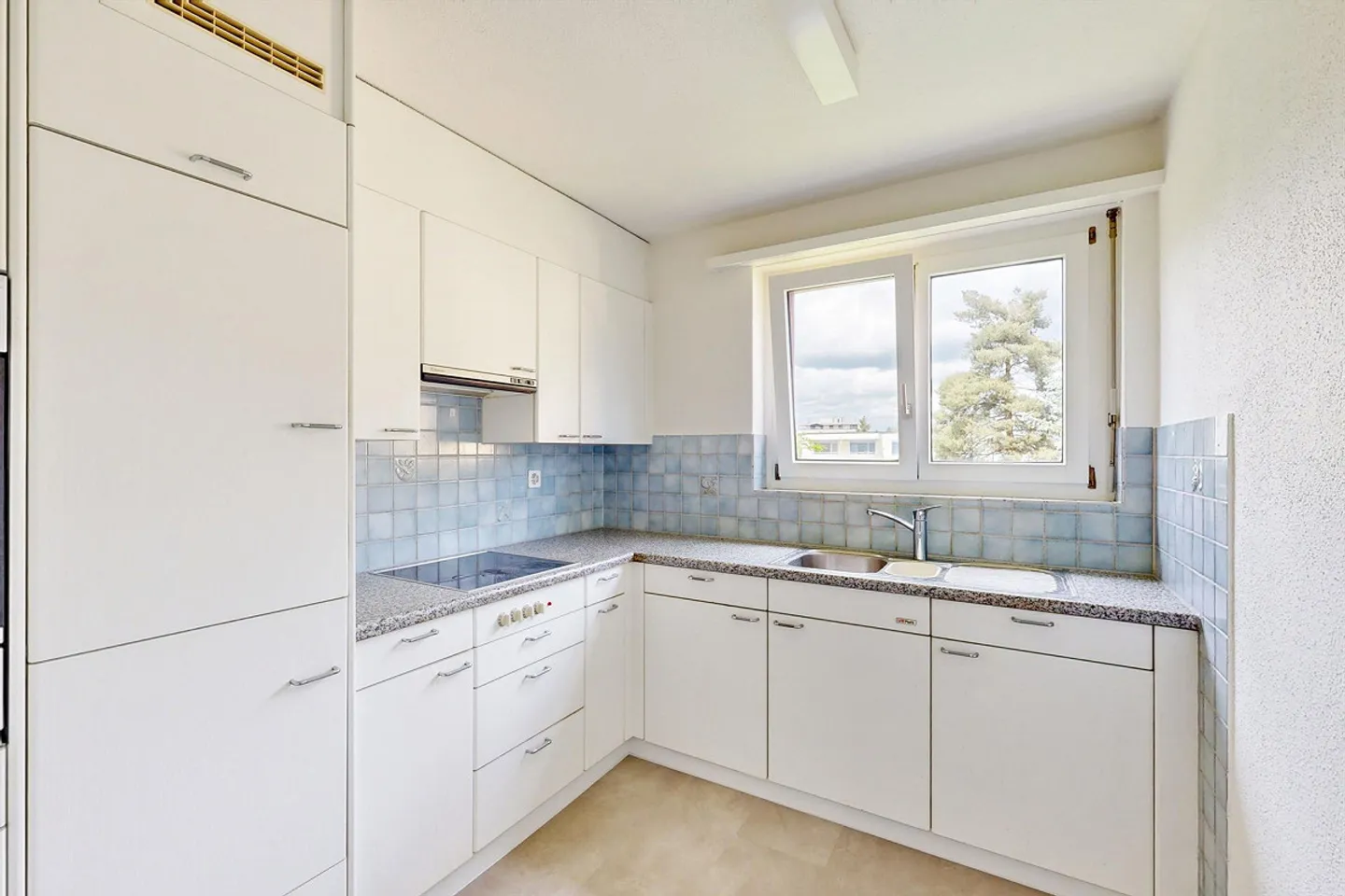 Affordable and tax-efficient living in Kilchberg! - Photo 5 of 9