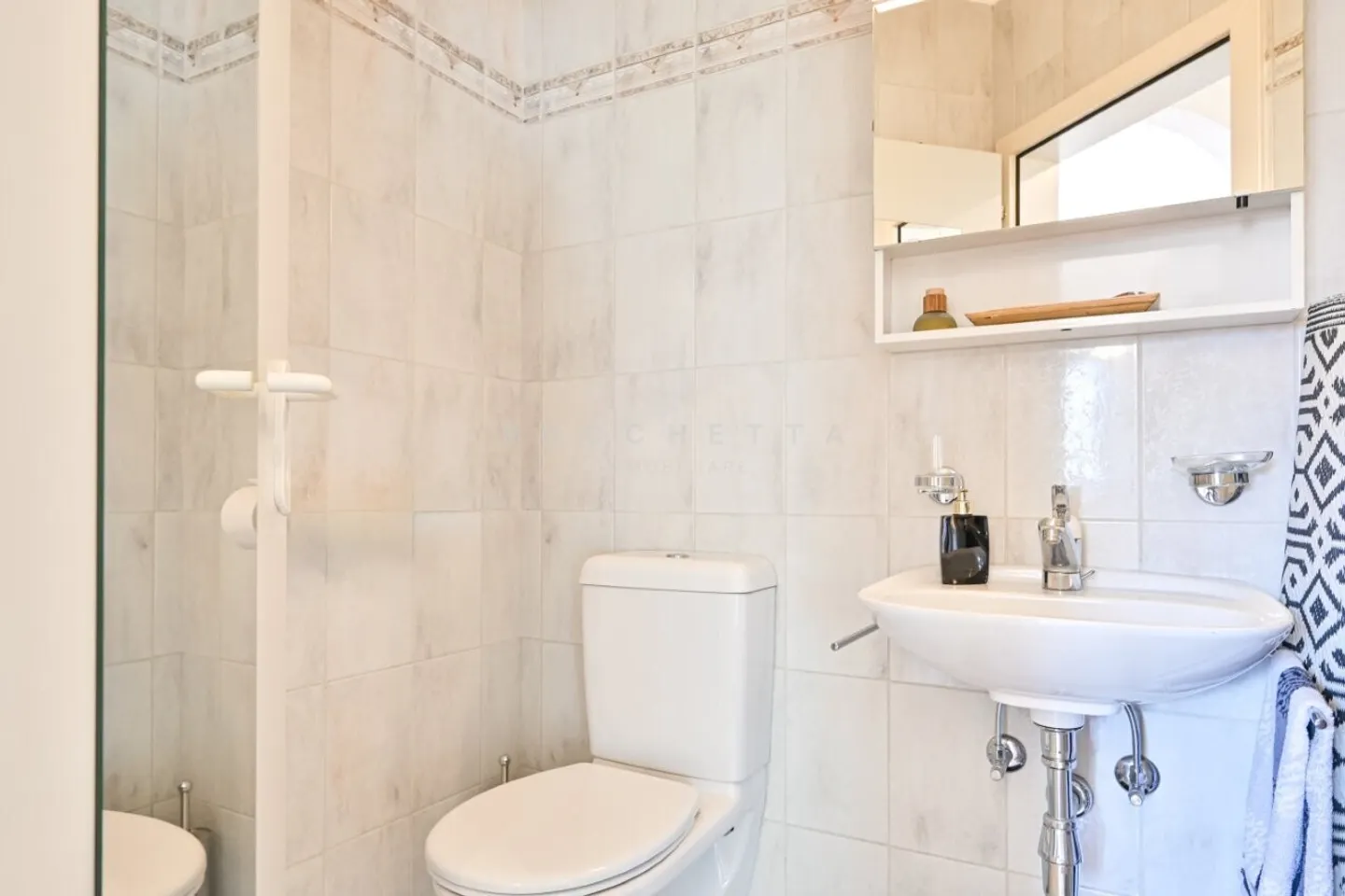 Apartment with Mediterranean charm on the renowned Monte Verità - Photo 12 of 13