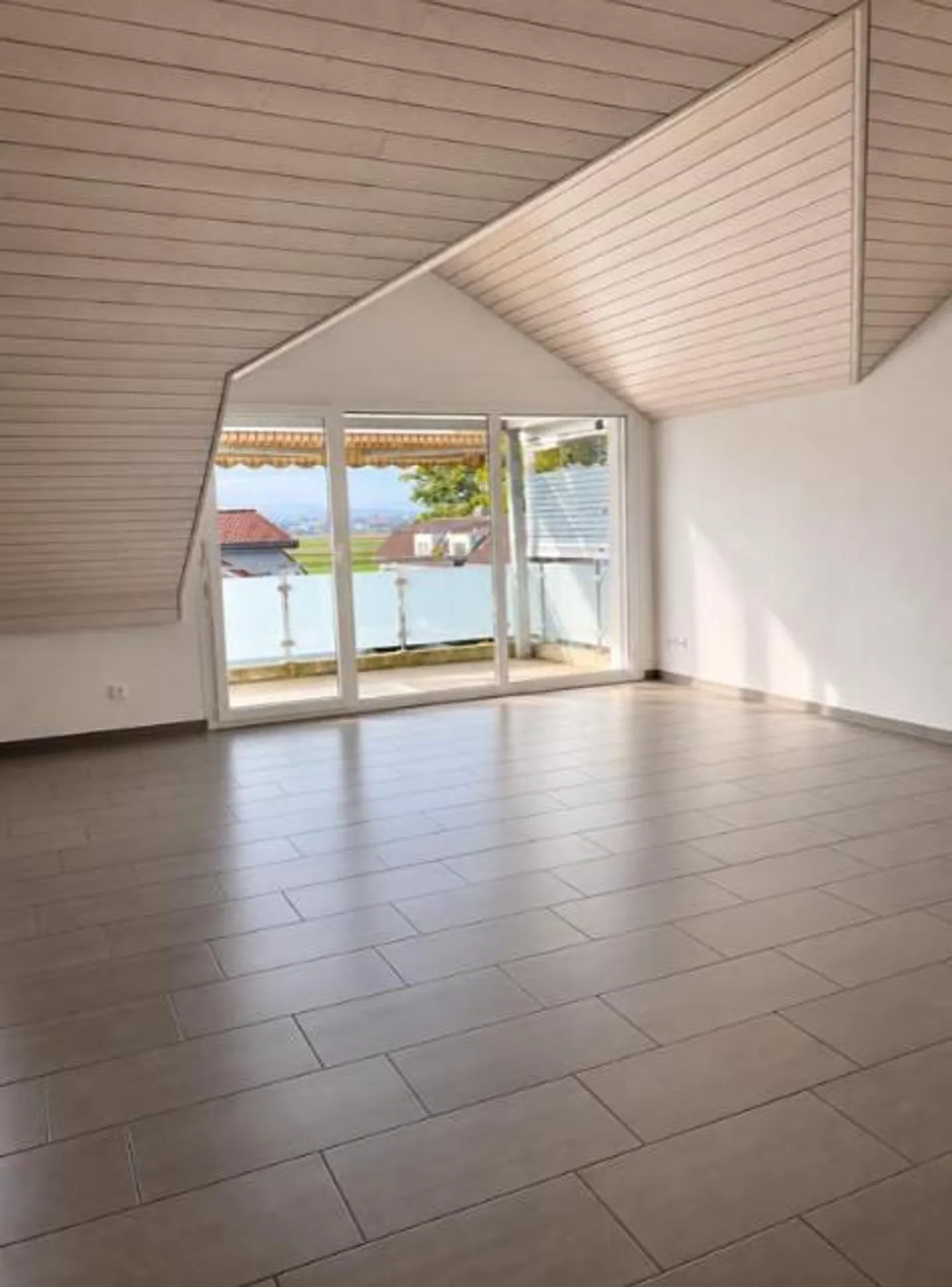 Geräumige 4.5-Zimmer-Wohnung - Foto 4 von 6