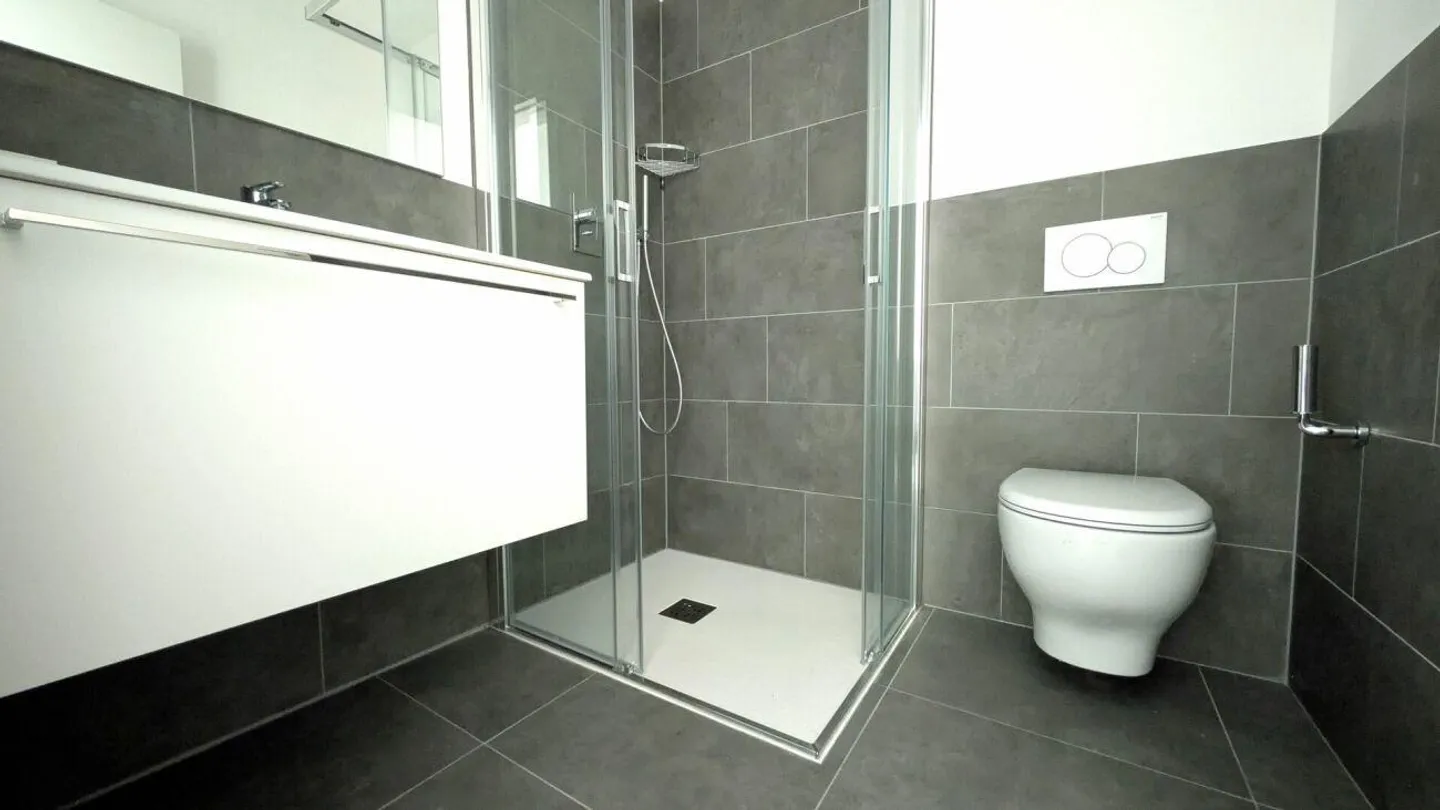 Modern design and living comfort - Photo 11 of 16