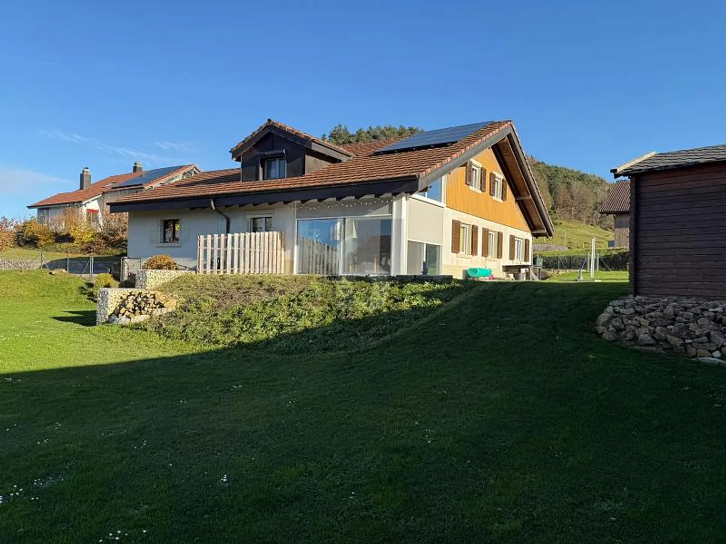 7,5 Zimmer Haus - Foto 1 von 6