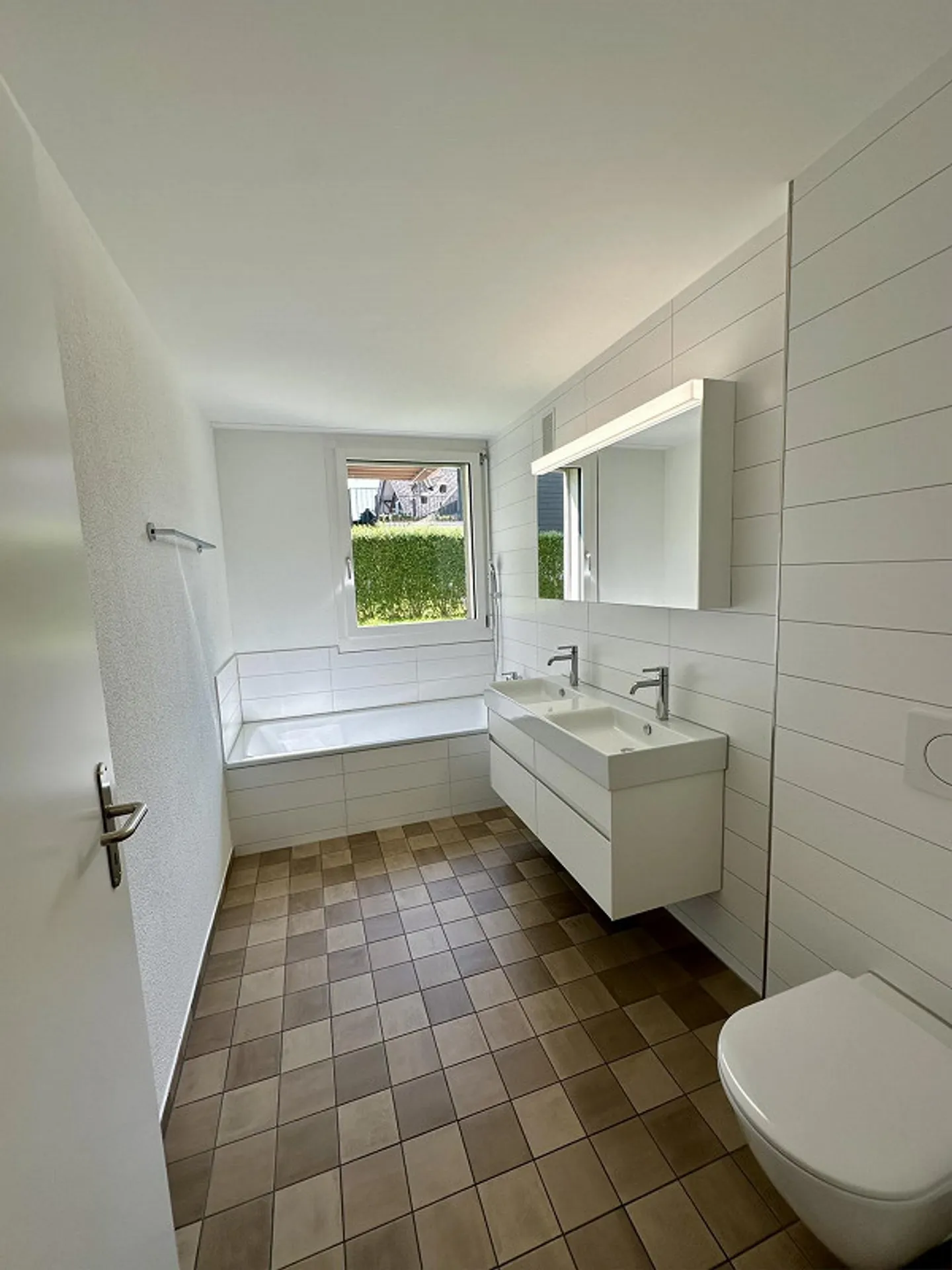 Appartement 4.5 pièces avec terrasse généreuse - Photo 10 sur 11