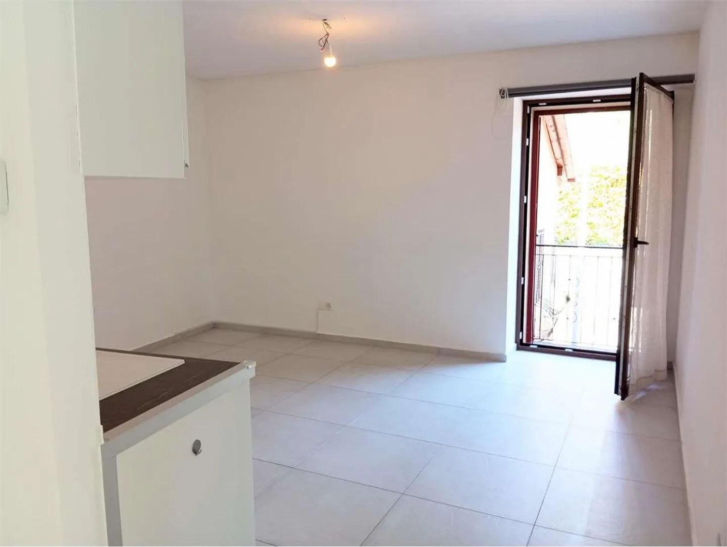 Helle 3,5-Zimmer-Wohnung - Foto 2 von 9