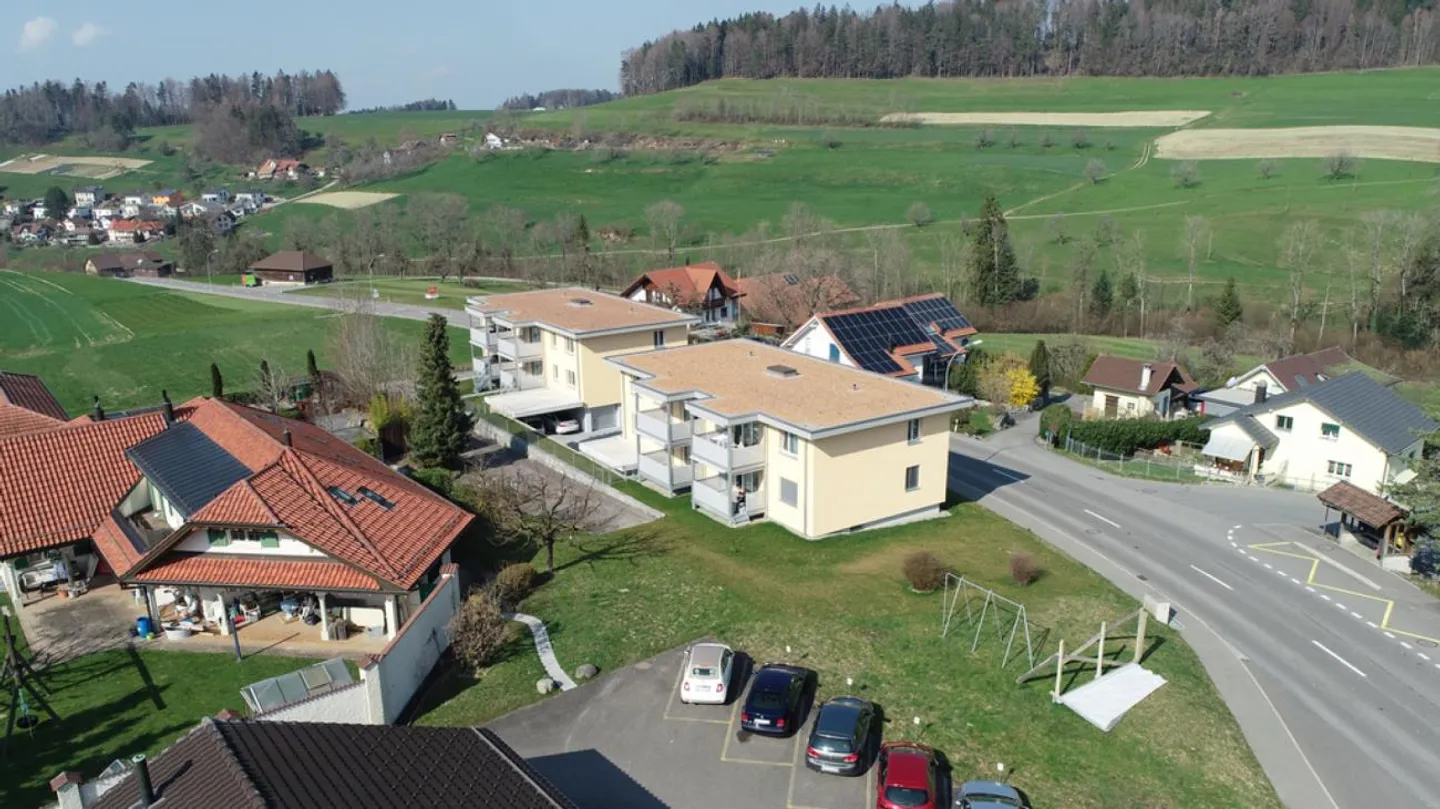 4.5-Zimmer-Wohnung - modern, preiswert und idyllisch! - Foto 1 di 10