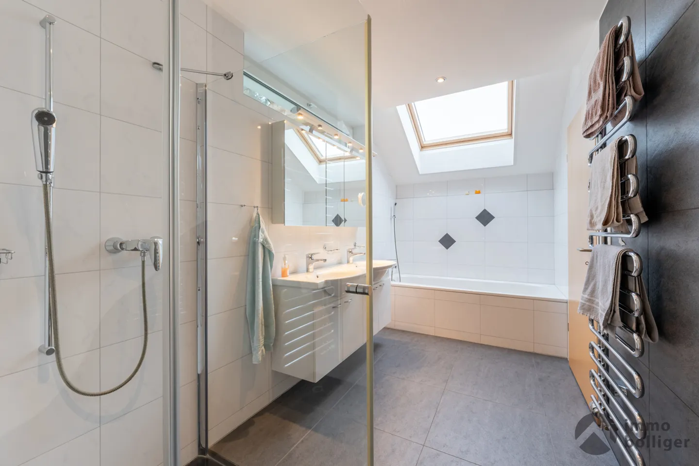 Casa bifamiliare con quel qualcosa in più! - Foto 7 di 16