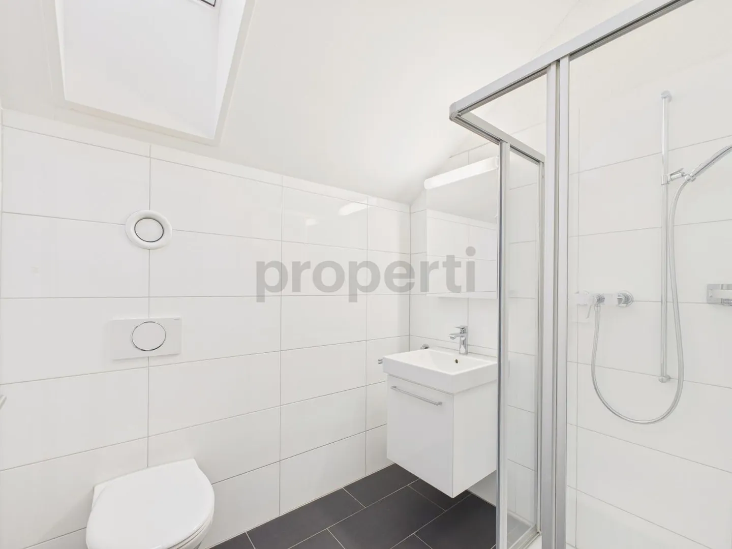 Haus mit 6,5 Zimmern - Foto 10 von 10