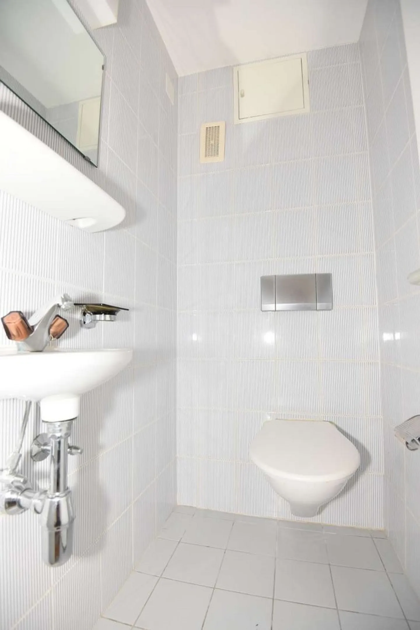 Beautiful 3-room apartment with 102 m2 and balcony - Photo 10 of 12