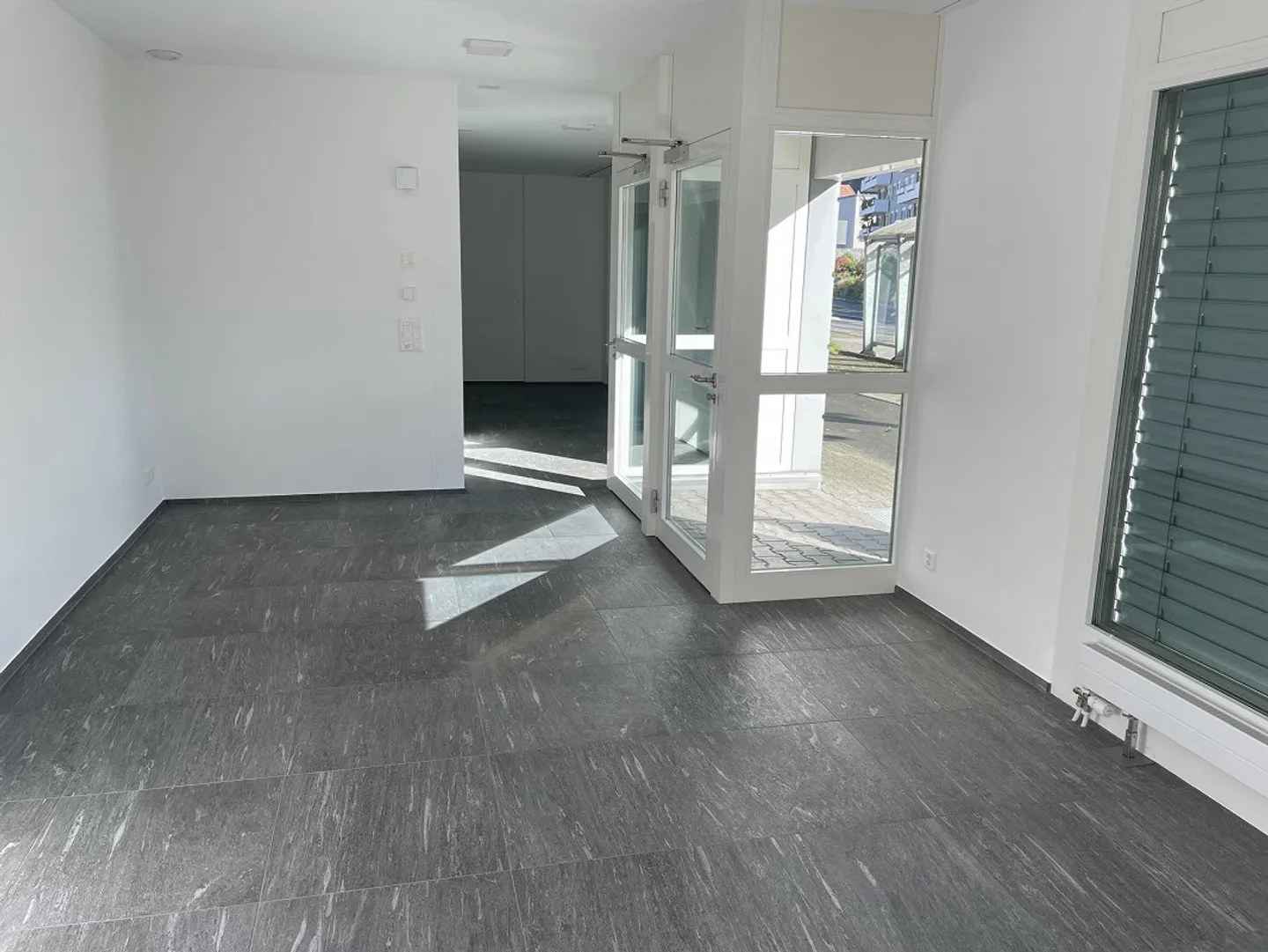 Ladenlokal / Gewerberaum / Geschäftsraum / Büro-/Praxisraum - Foto 13 di 15