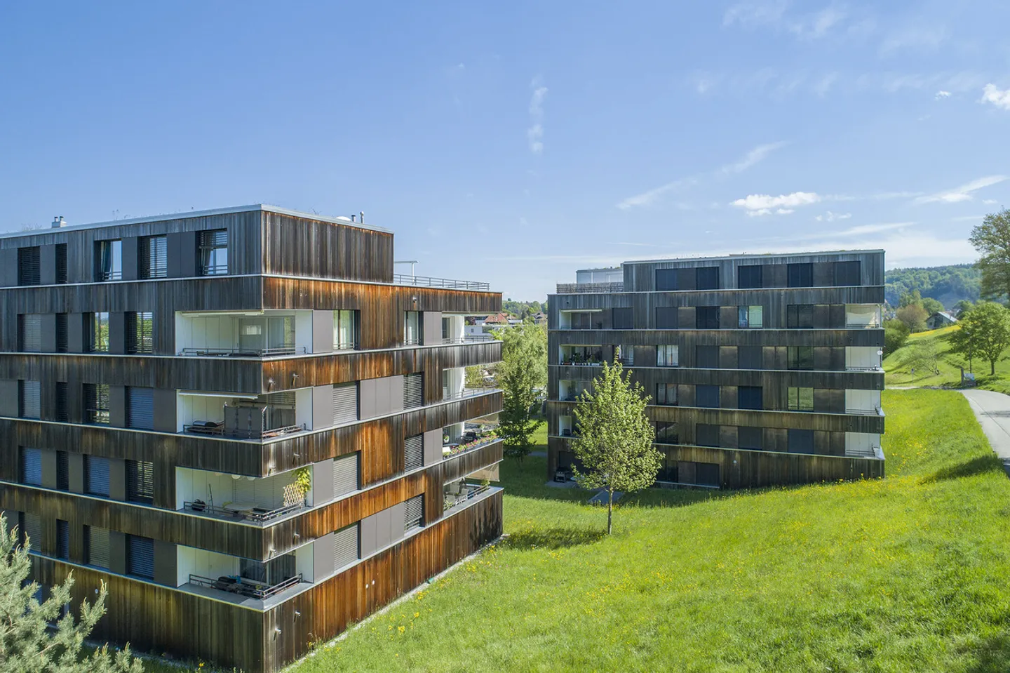 Enjoy sunny moments on the large balcony - Photo 2 of 9