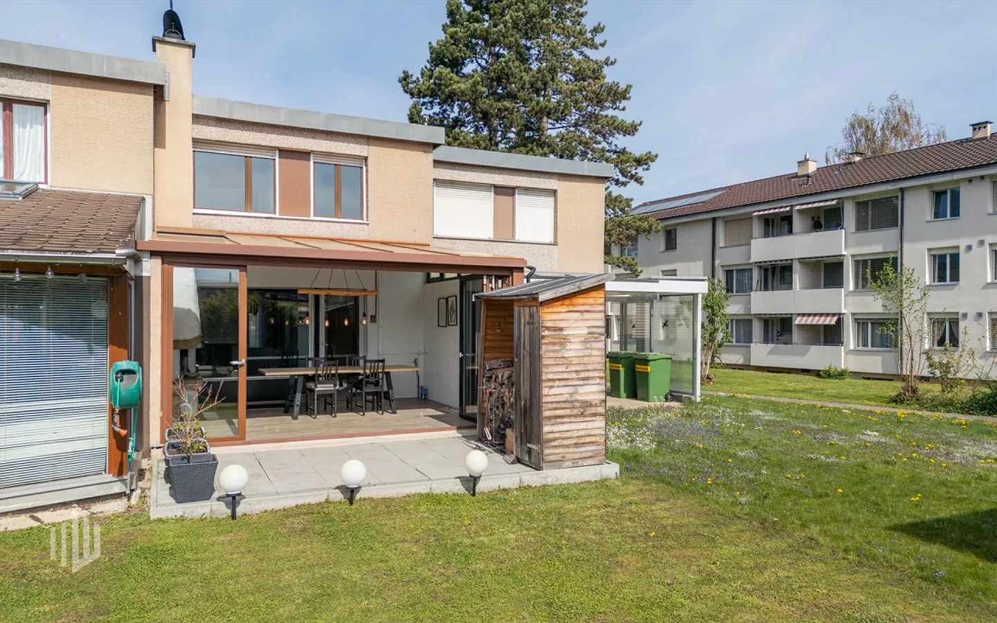 ImmoWyss - Charming Row House in a Quiet Location Near the Lake - Photo 1 of 13