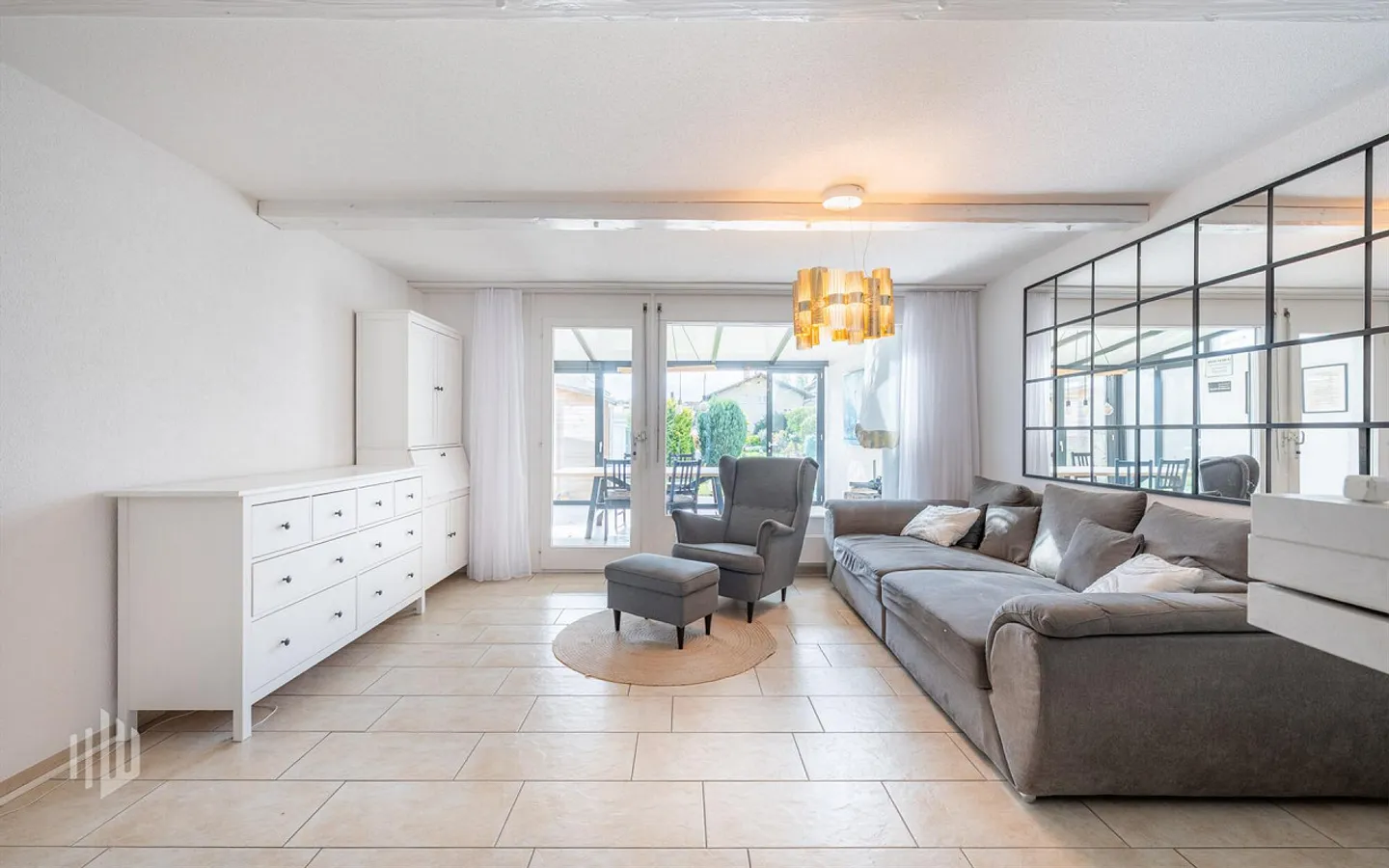 ImmoWyss - Charming Row House in a Quiet Location Near the Lake - Photo 2 of 13