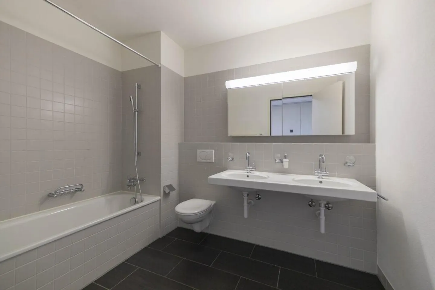 View over Winterthur - RENT WITHOUT DEPOSIT - Photo 5 of 8