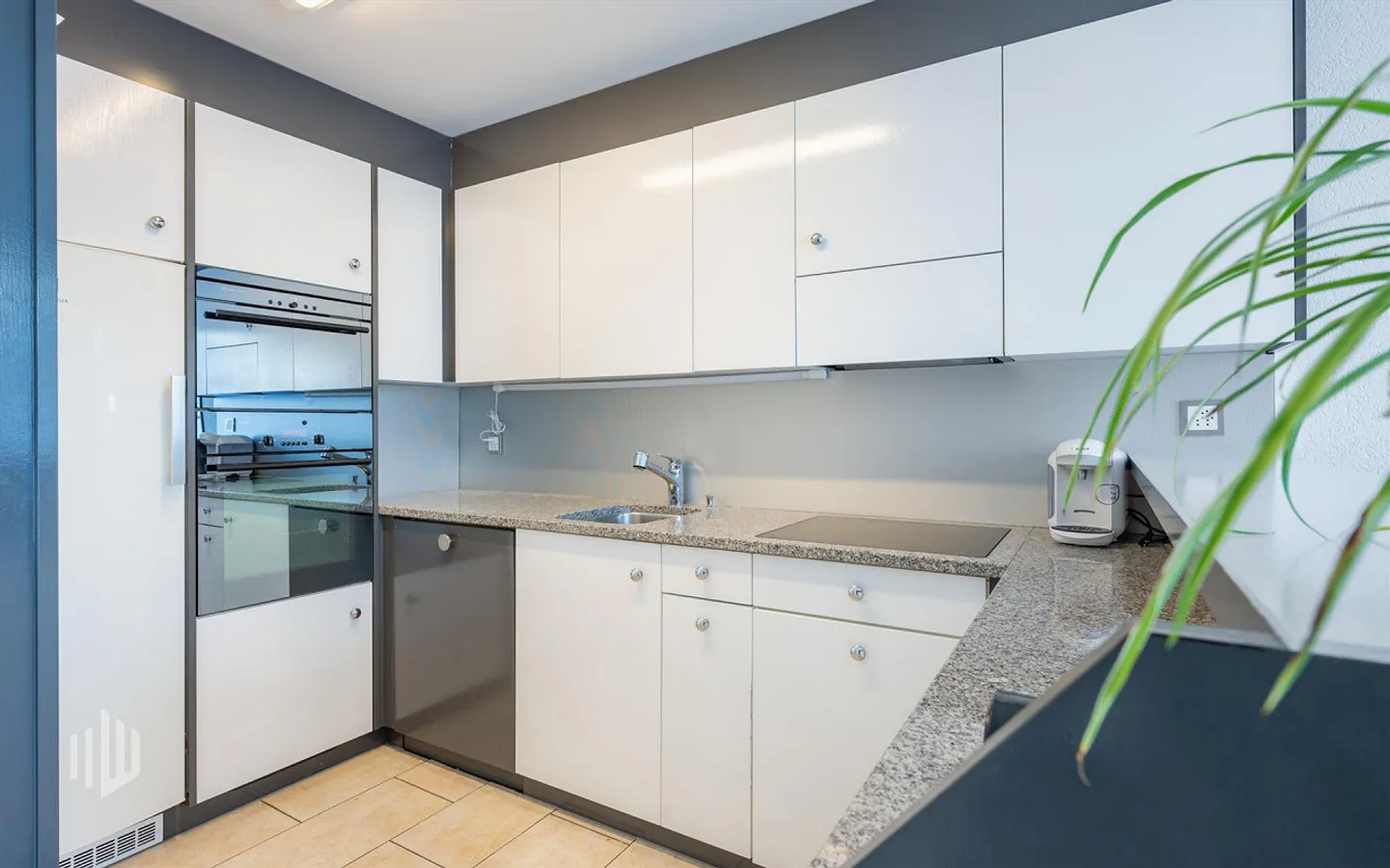 ImmoWyss - Charming Row House in a Quiet Location Near the Lake - Photo 5 of 13