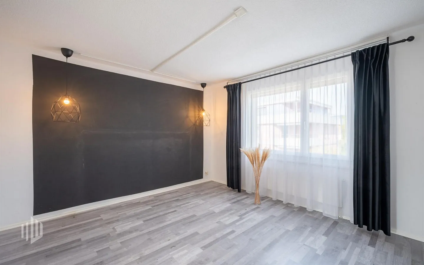 ImmoWyss - Charming Row House in a Quiet Location Near the Lake - Photo 7 of 13