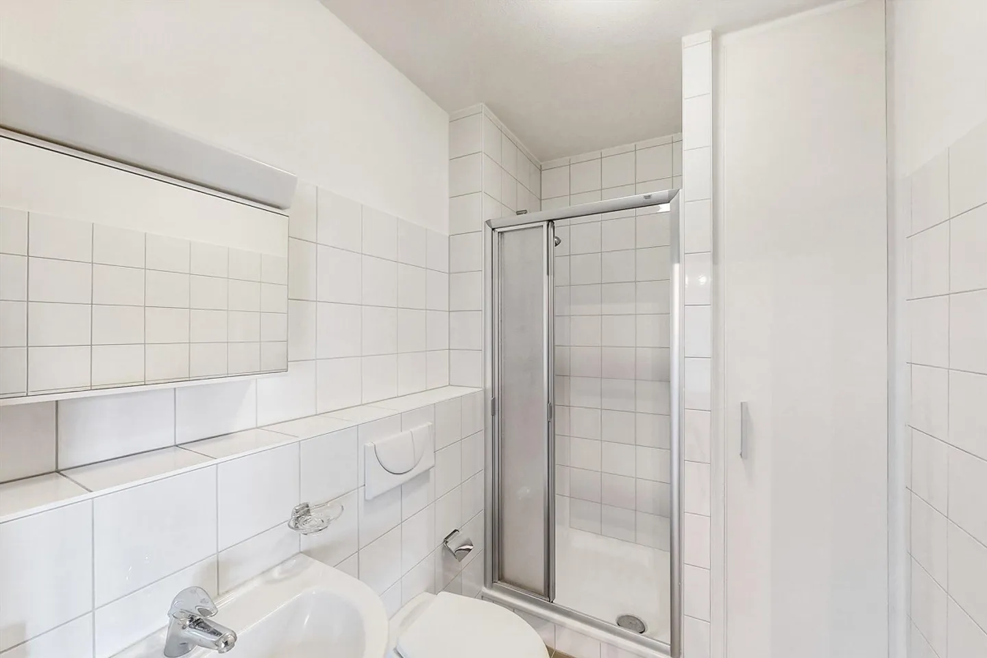 Wohnen im Komfort nur wenige Schritte von allen Dienstleistungen entfernt - Foto 7 von 7