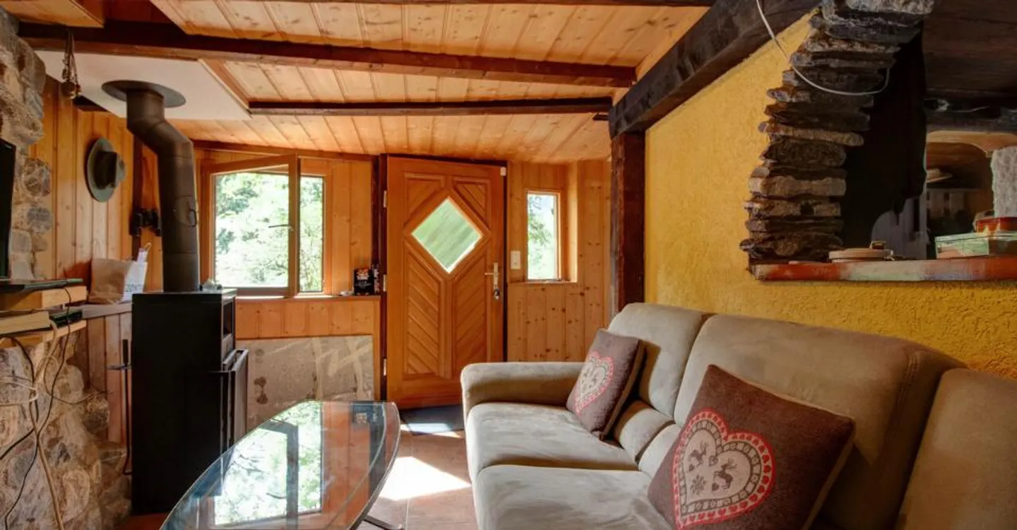 Chalet au Diablay - une rare opportunité dans un cadre ensoleillé - Foto 4 di 8