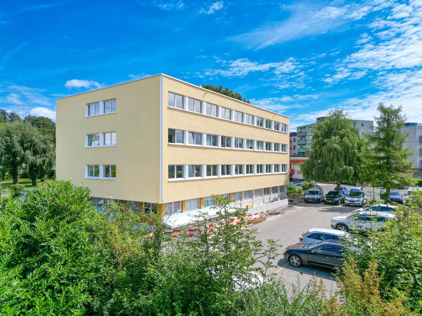 IN AFFITTO - Spazio commerciale di 32 m2 in Croisette 26, Épalinges - Foto 2 di 2