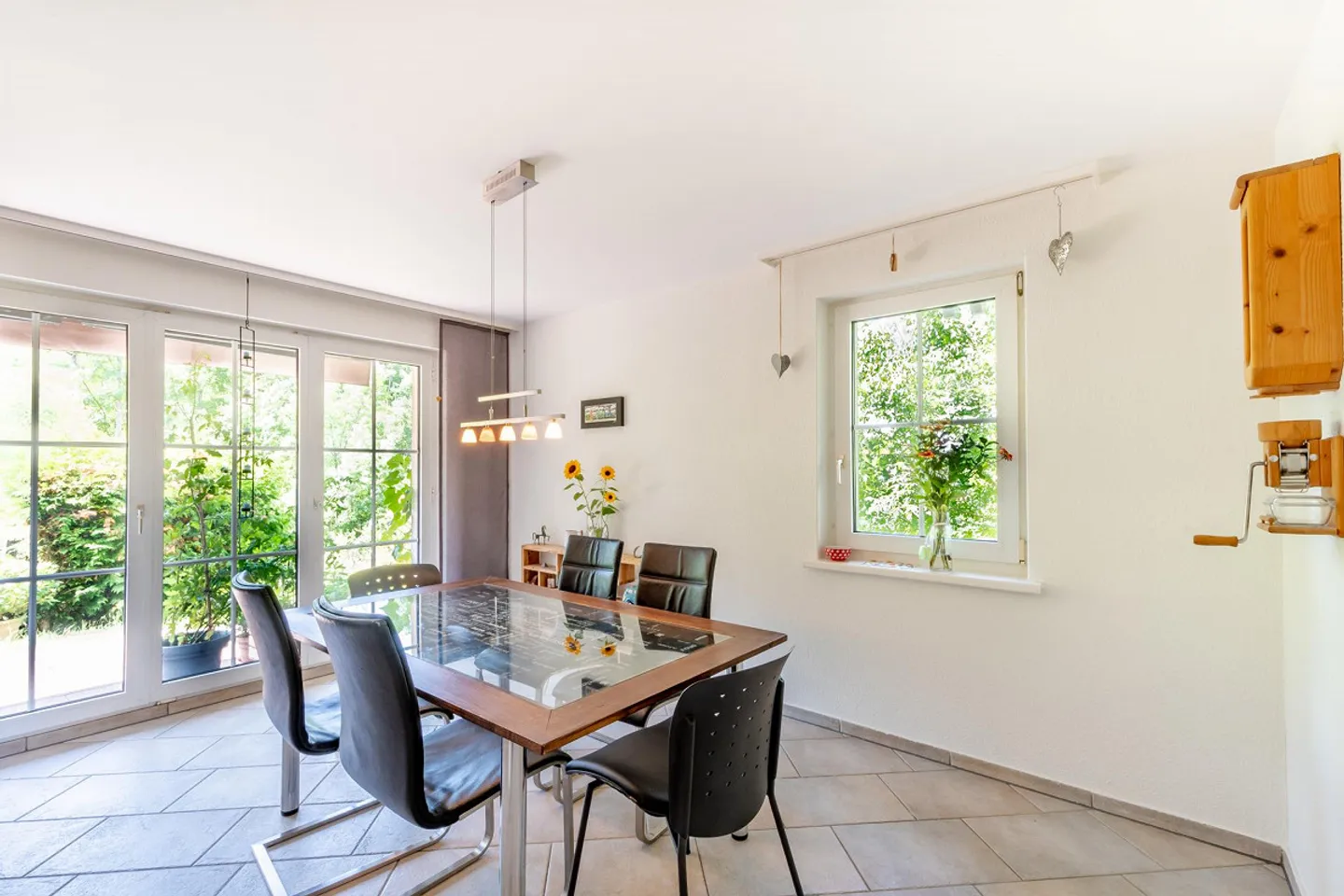 Kompaktes Doppeleinfamilienhaus mitten im Grünen - Foto 7 von 22